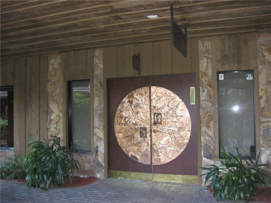 Rarely available ground floor Condo Office in BELLE TERRE .This 2 story Professional Office, Beautiful landscaped office building, reception, waiting area, multiple office rooms,2 bathrooms, Kitchen area office has great access and fronts University Drive, has ample parking in front and in the rear of the building, and is in a well kept complex