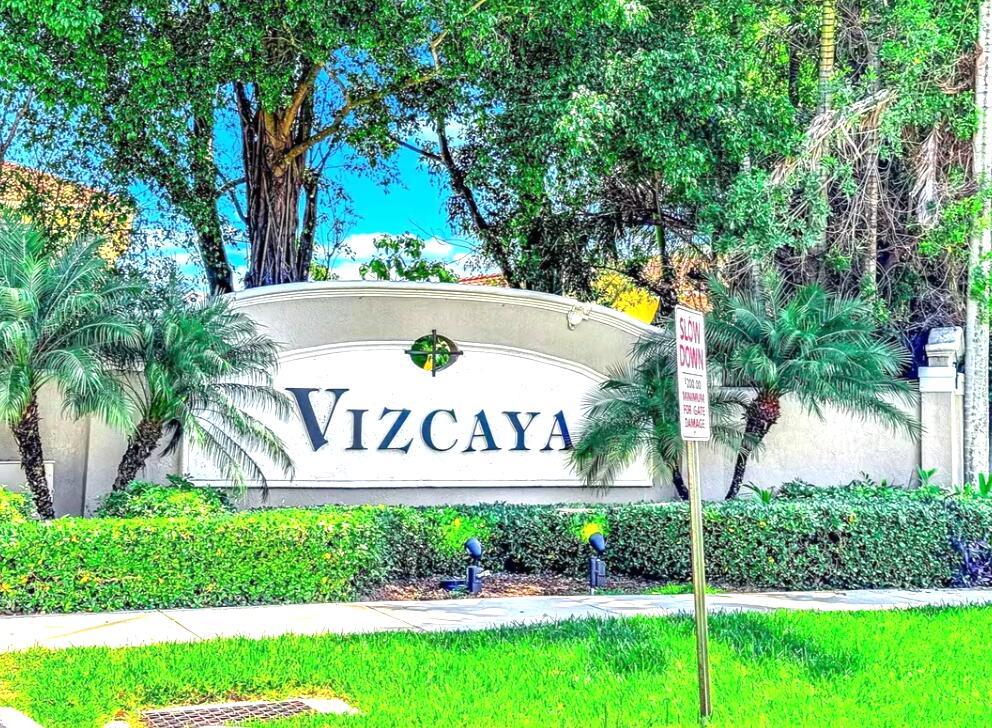 Welcome home to Somerset Country Club at Vizcaya, a resort style, 24 hrs security gate manned community. This spacious 3 bedrooms/2.5 bathrooms, high ceiling, freshly painted, and well maintained home, awaits you. The property has a brand-new roof (2024) and new A/C unit. It features an open floor plan, with kitchen that flows into the dining and family areas, yet separate. Extra storage space with under stairs storage; accordion shutters all around; and water sprinkler system. Large master bedroom with huge walk-in his/her closet, updated en-suite bathroom and massive jacuzzi tub. This peaceful community has low HoA Fee, and is perfectly located, close to highway and shops and lifestyle amenities. Wonderful community to raise a family, or to retire in sunny South Florida.