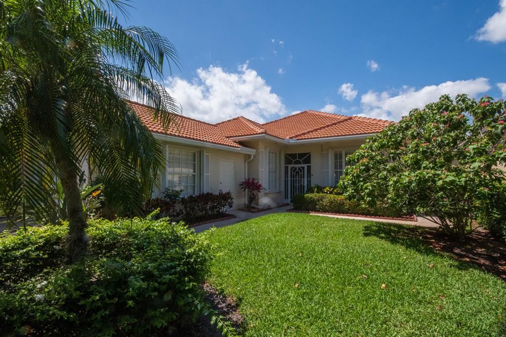 Photo of 627 Rosa Court, Palm Beach Gardens, FL 33410 (MLS # R10878246)