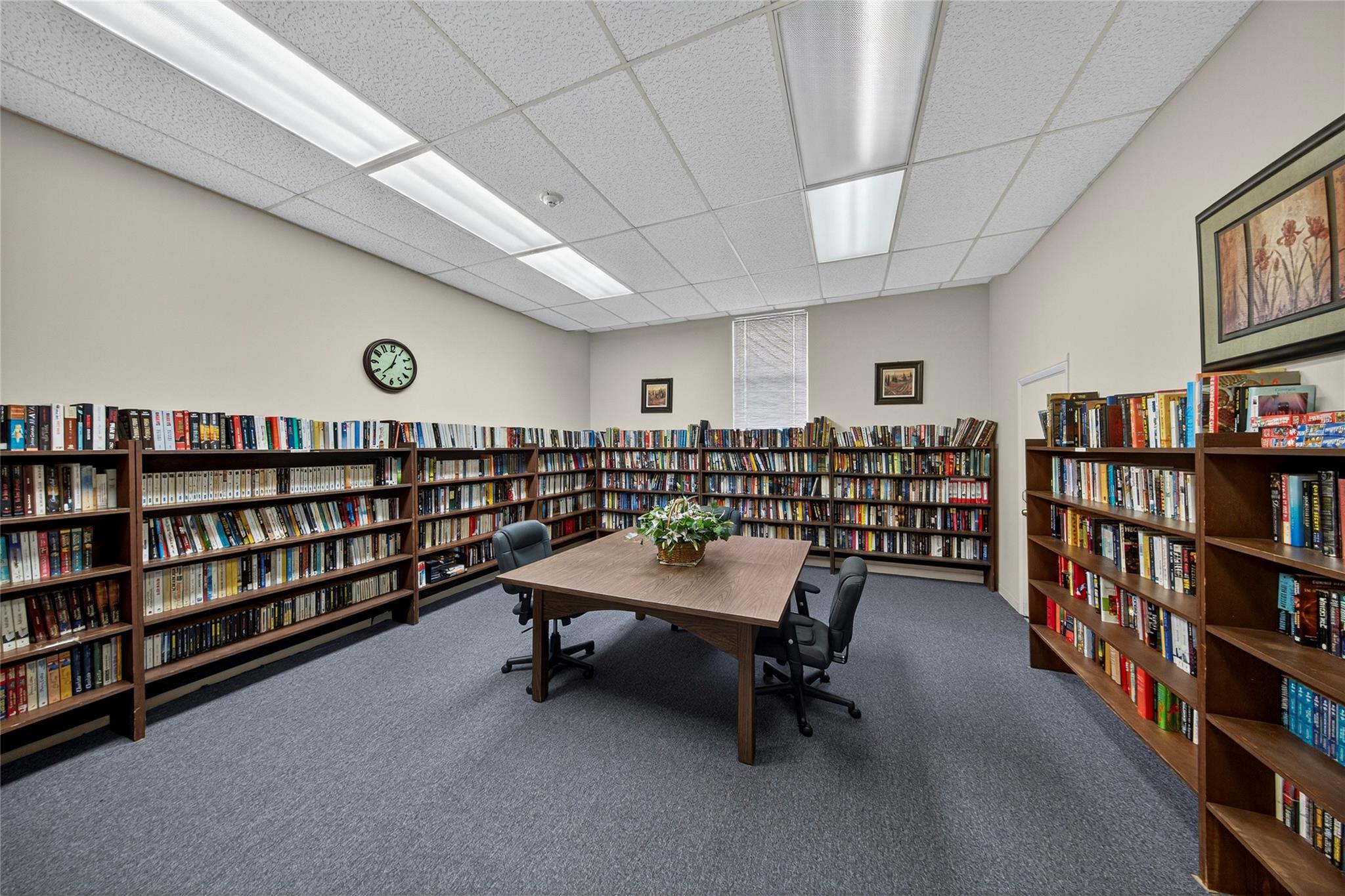 LAUDERDALE OAKS CONDO - Residential