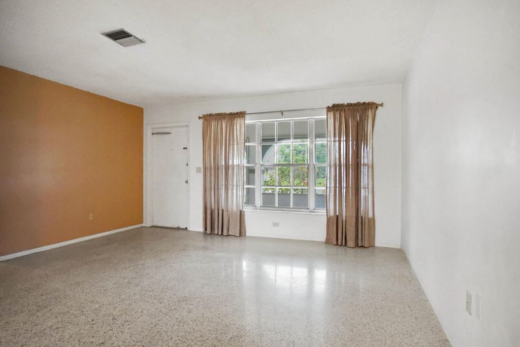 Photo of 160 NE Bracken Road, Port Saint Lucie, FL 34983 (MLS # R10995820)