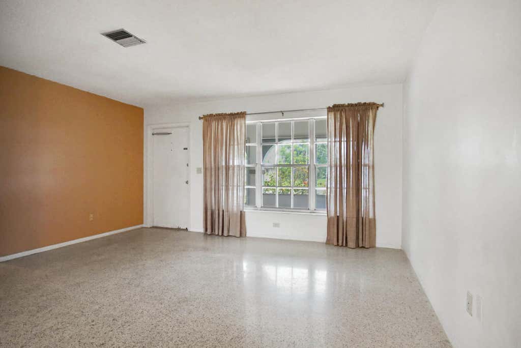 Photo of 160 NE Bracken Road, Port Saint Lucie, FL 34983 (MLS # R10995820)