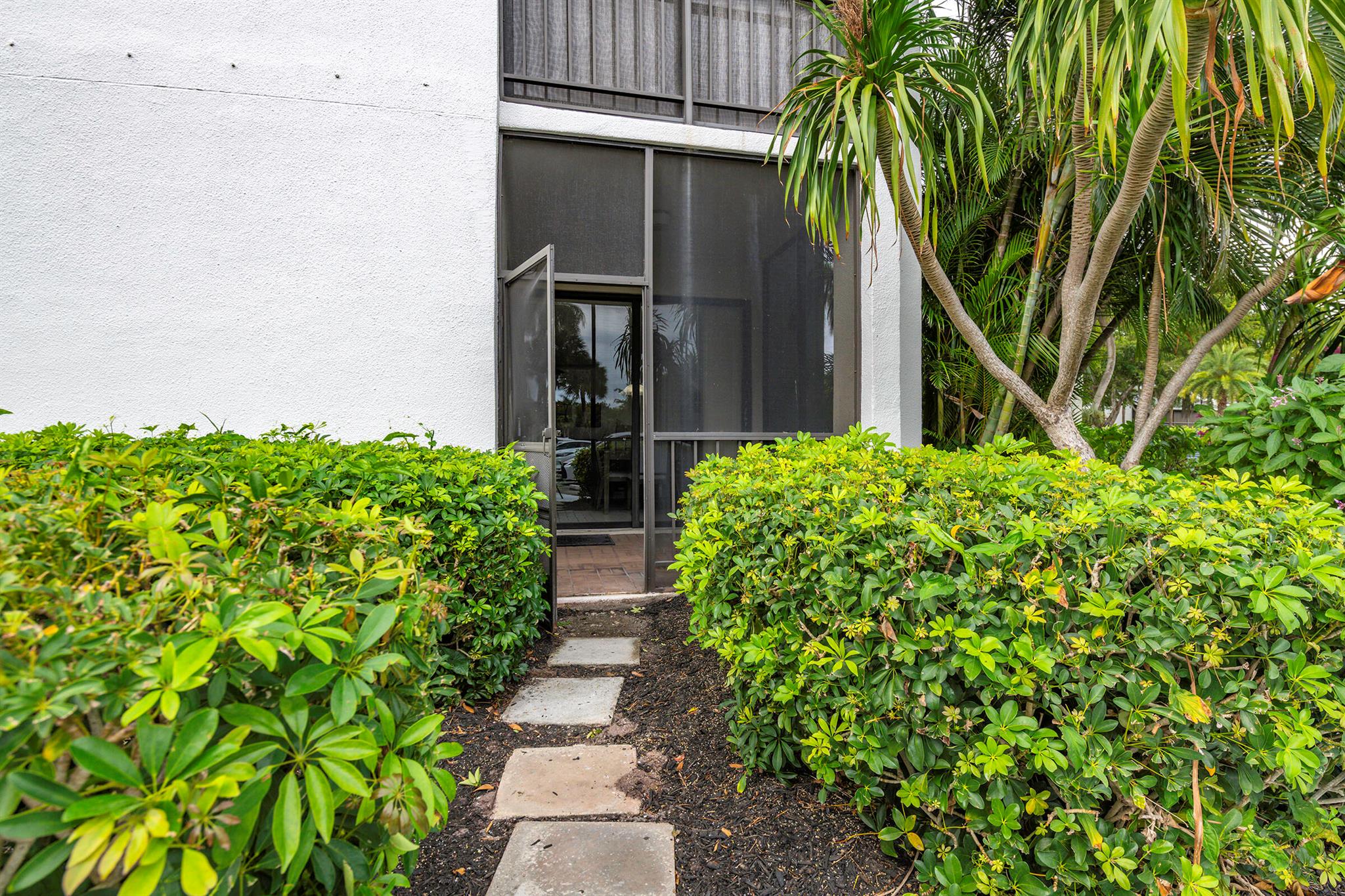 WILLOWWOOD MIDRISE - Residential