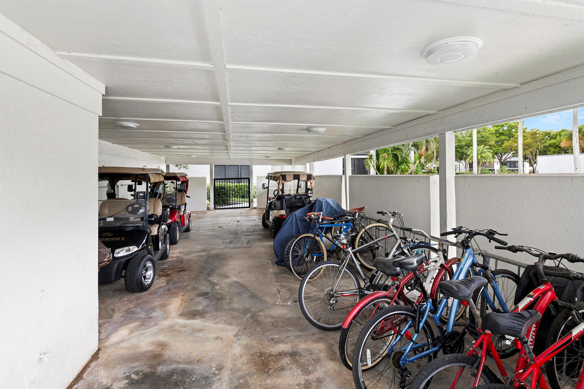 WILLOWWOOD MIDRISE - Residential