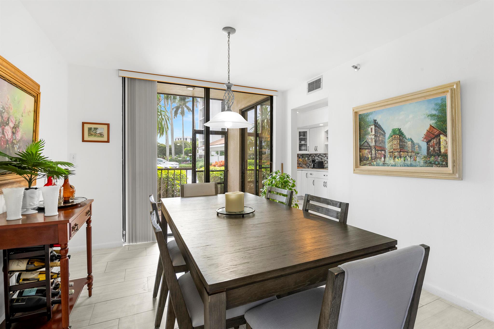 WILLOWWOOD MIDRISE - Residential