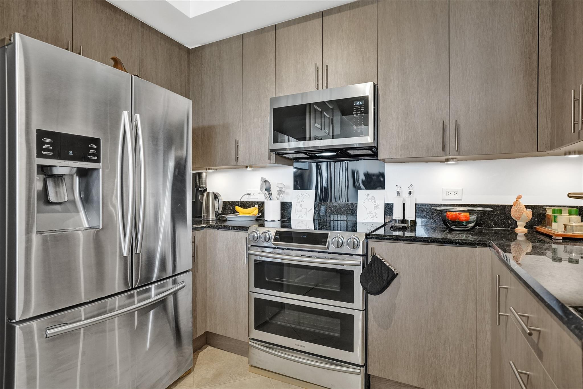 2601 NE 14th Avenue 401