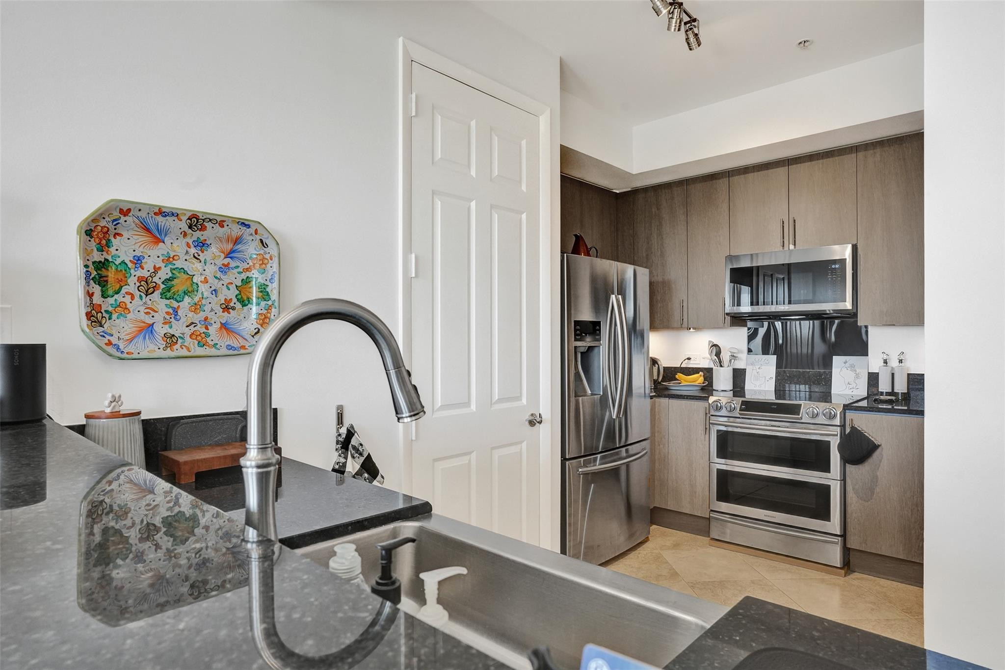 2601 NE 14th Avenue 401