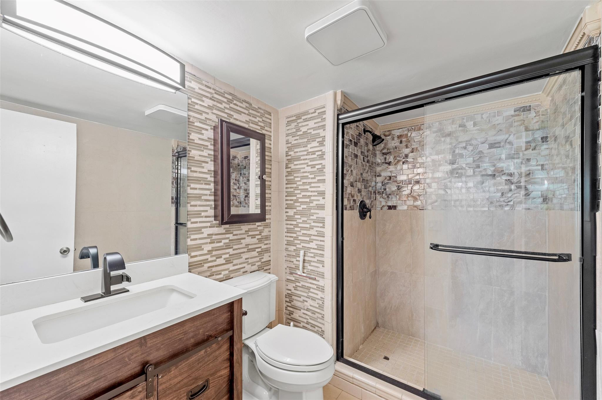 HOLLYBROOK - Residential