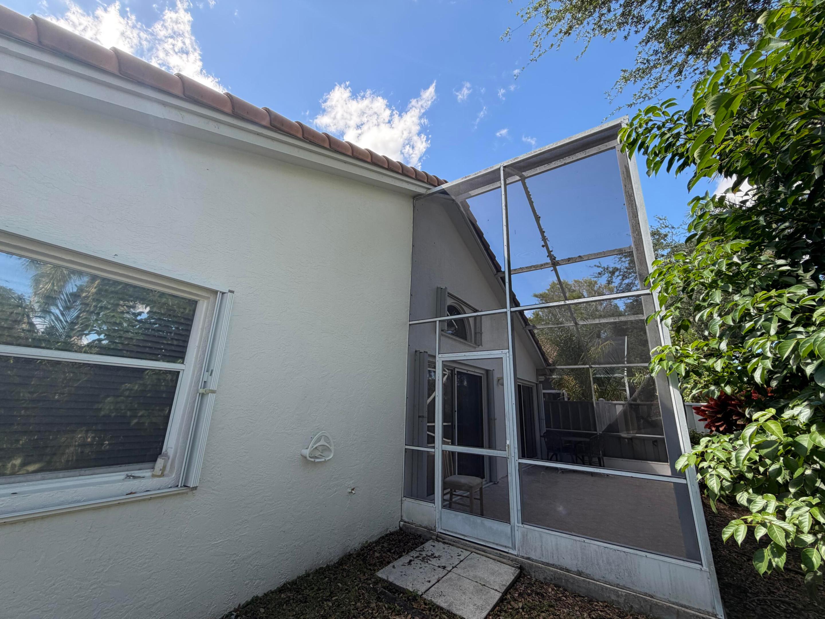 PALM ISLES - Residential