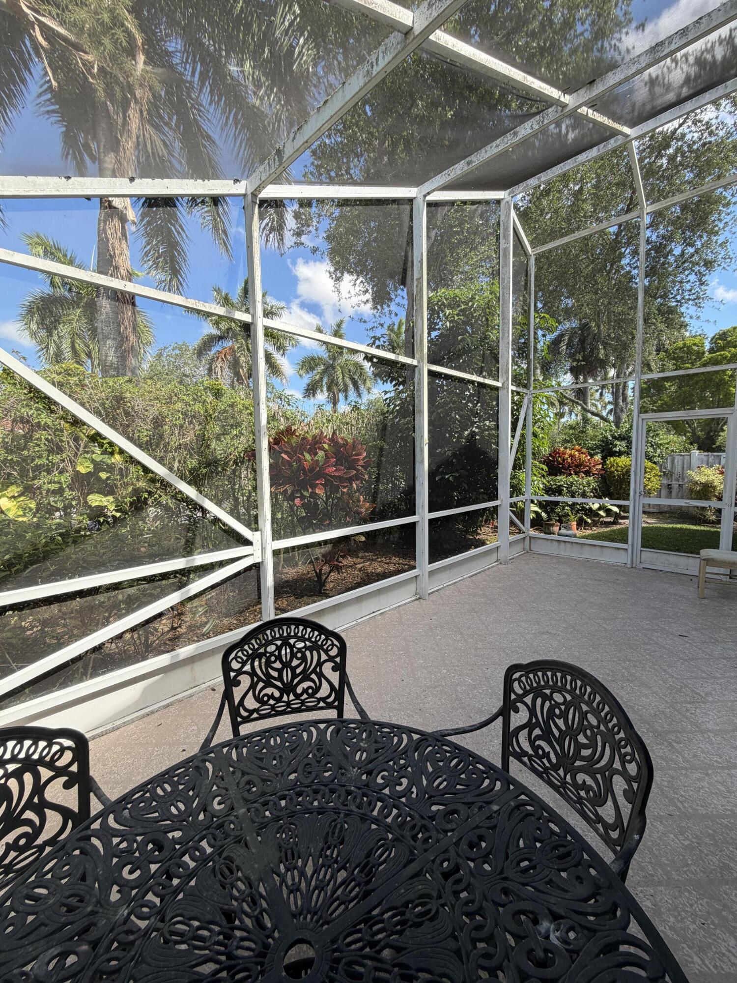 PALM ISLES - Residential