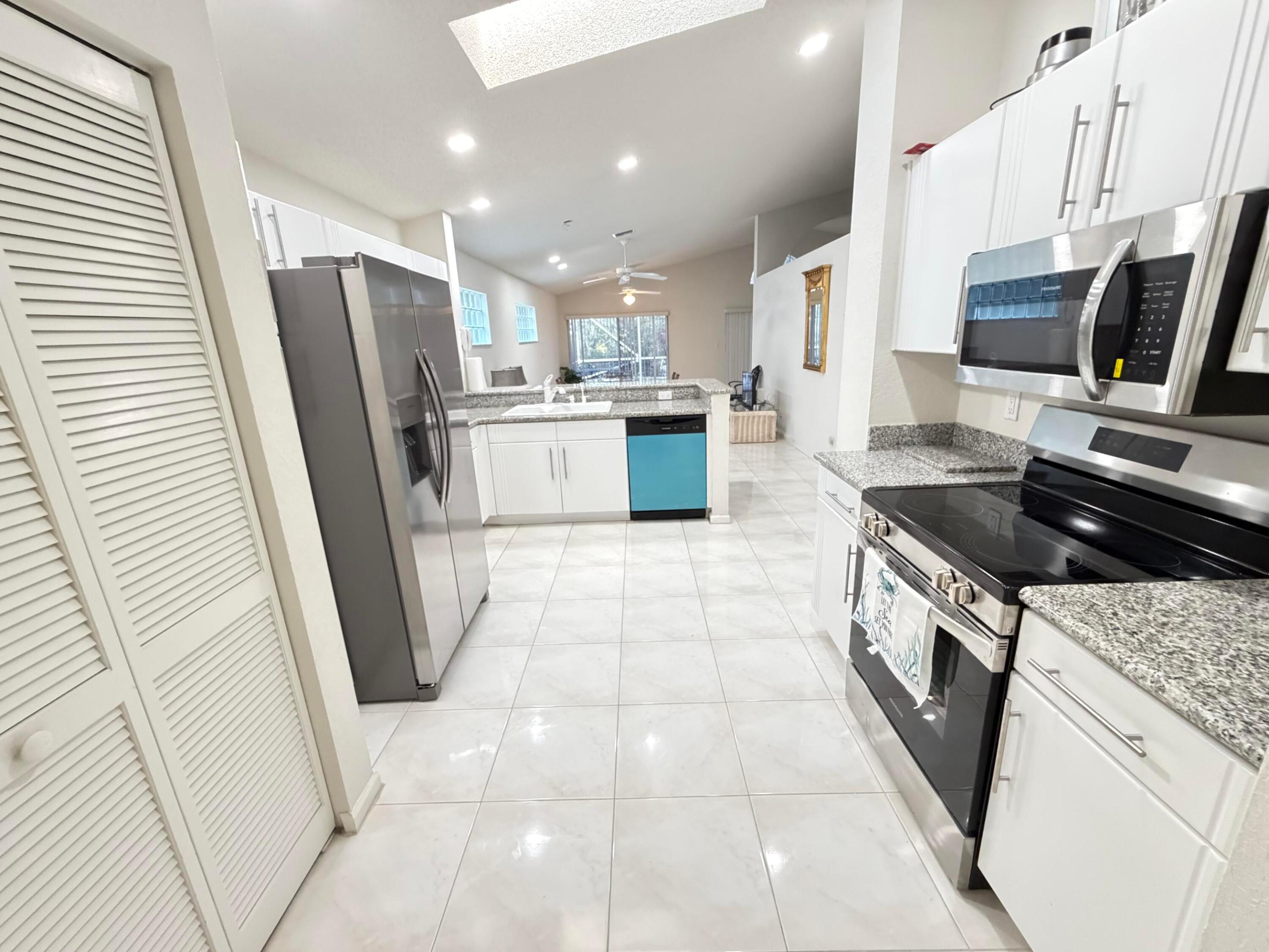 PALM ISLES - Residential