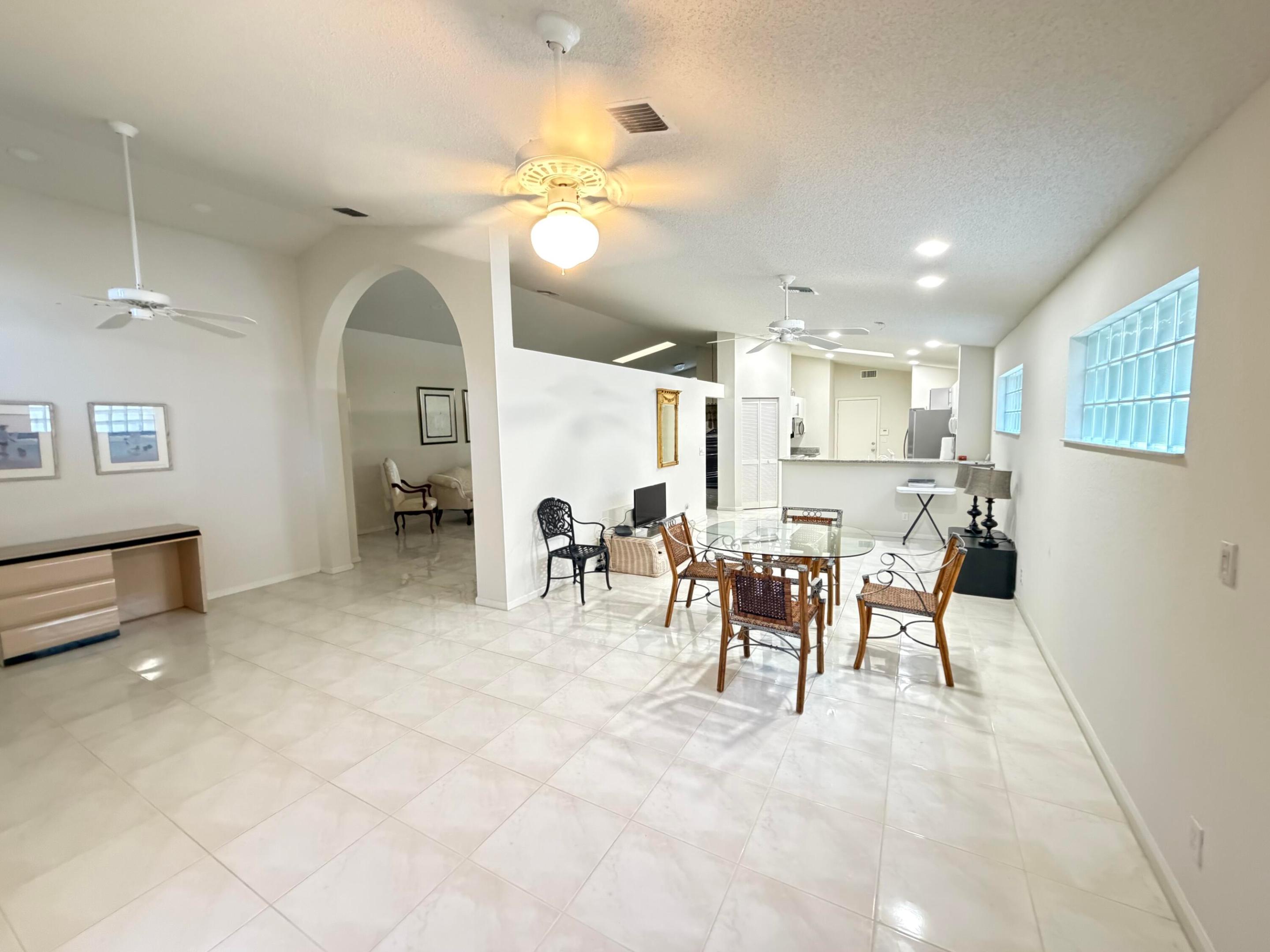 PALM ISLES - Residential