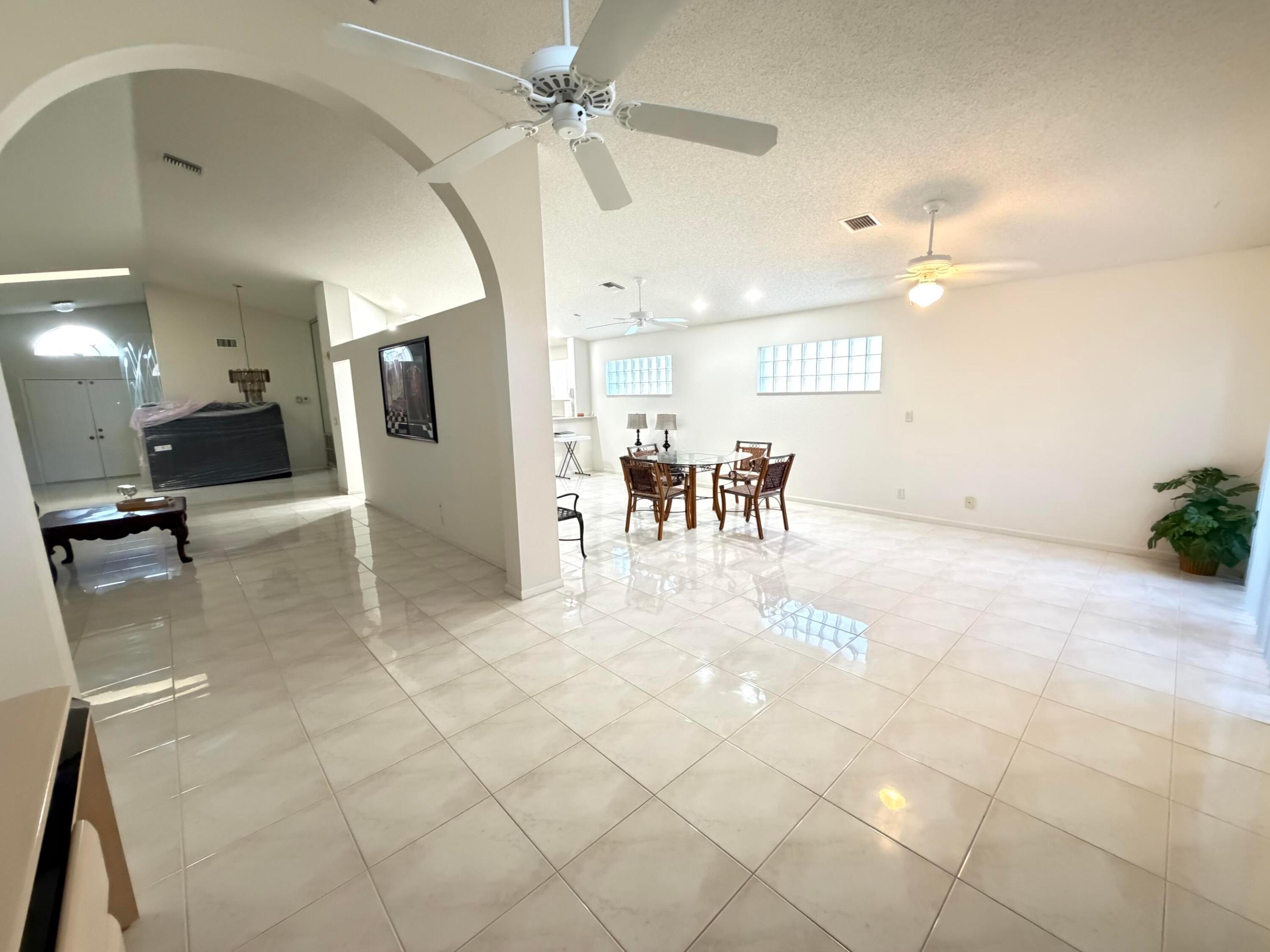 PALM ISLES - Residential