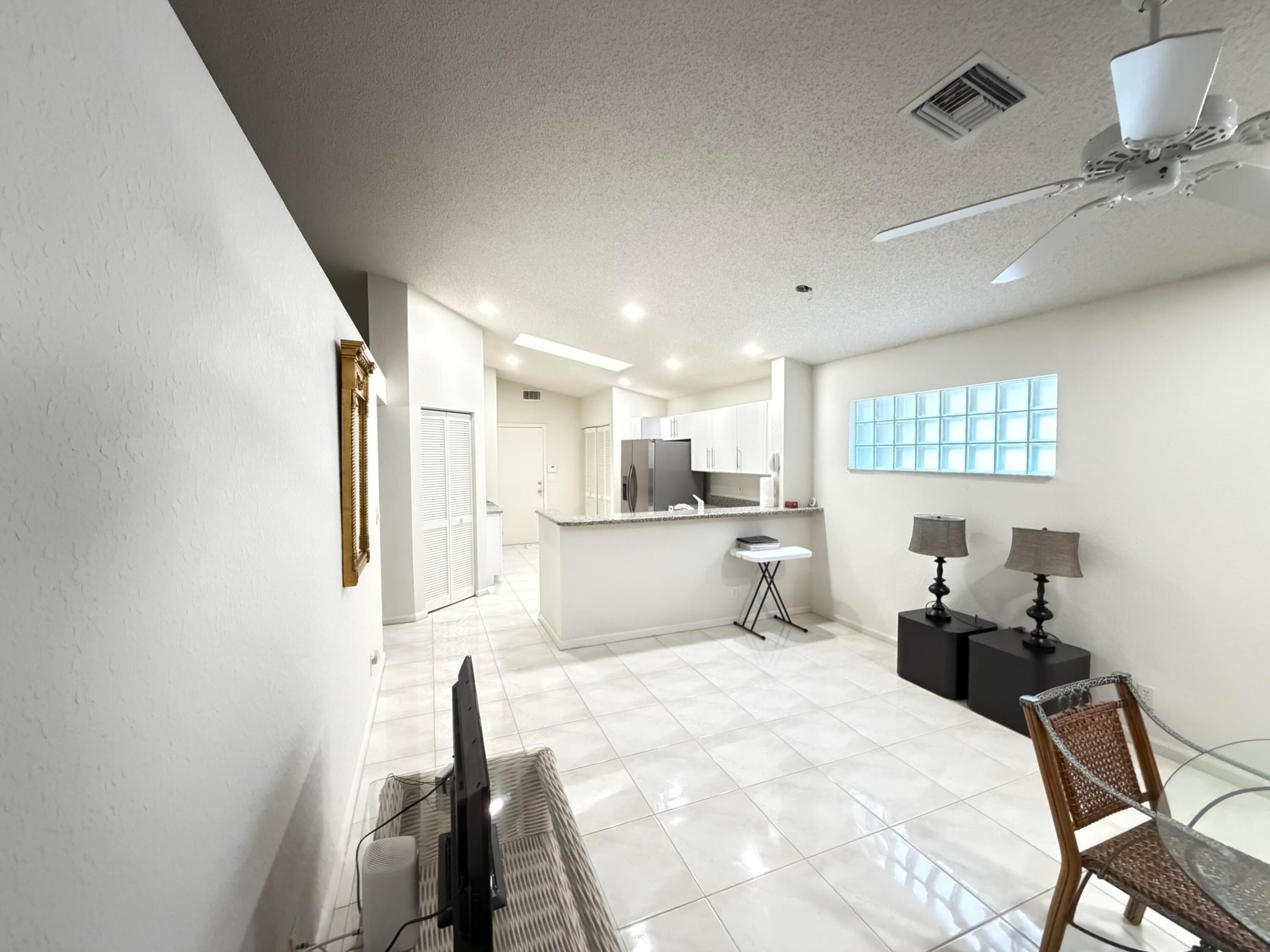 PALM ISLES - Residential