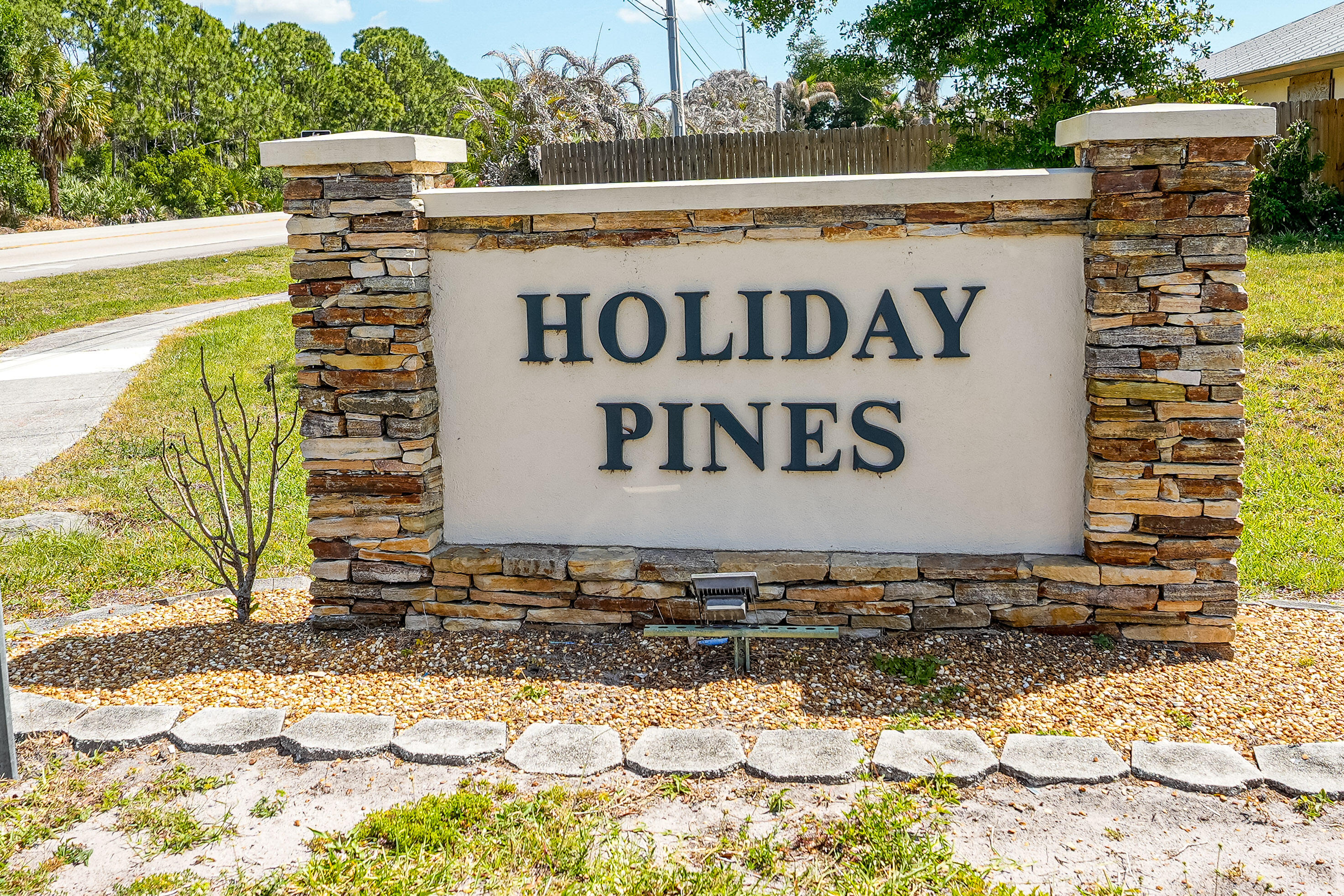 HOLIDAY PINES SUBDIVISION PHASE IIB - Residential
