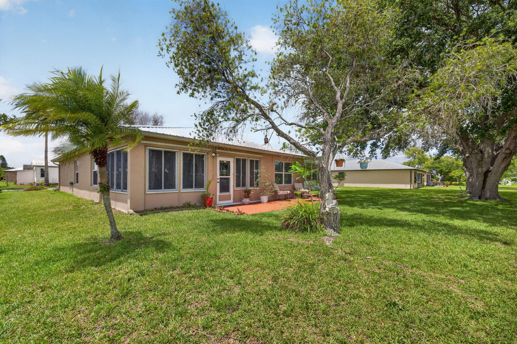 SPANISH LAKES FAIRWAYS LEASEHOLD ESTATES - Residential