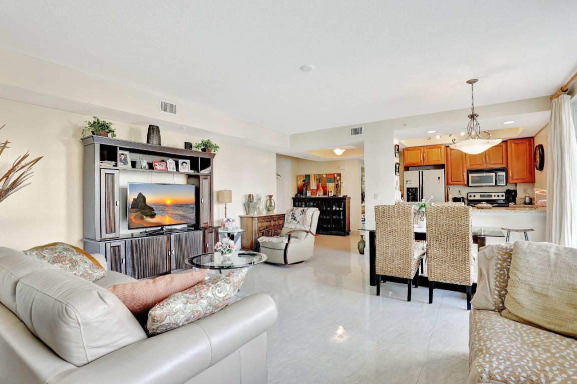 SILVER BEACH CONDO ONE - Residential