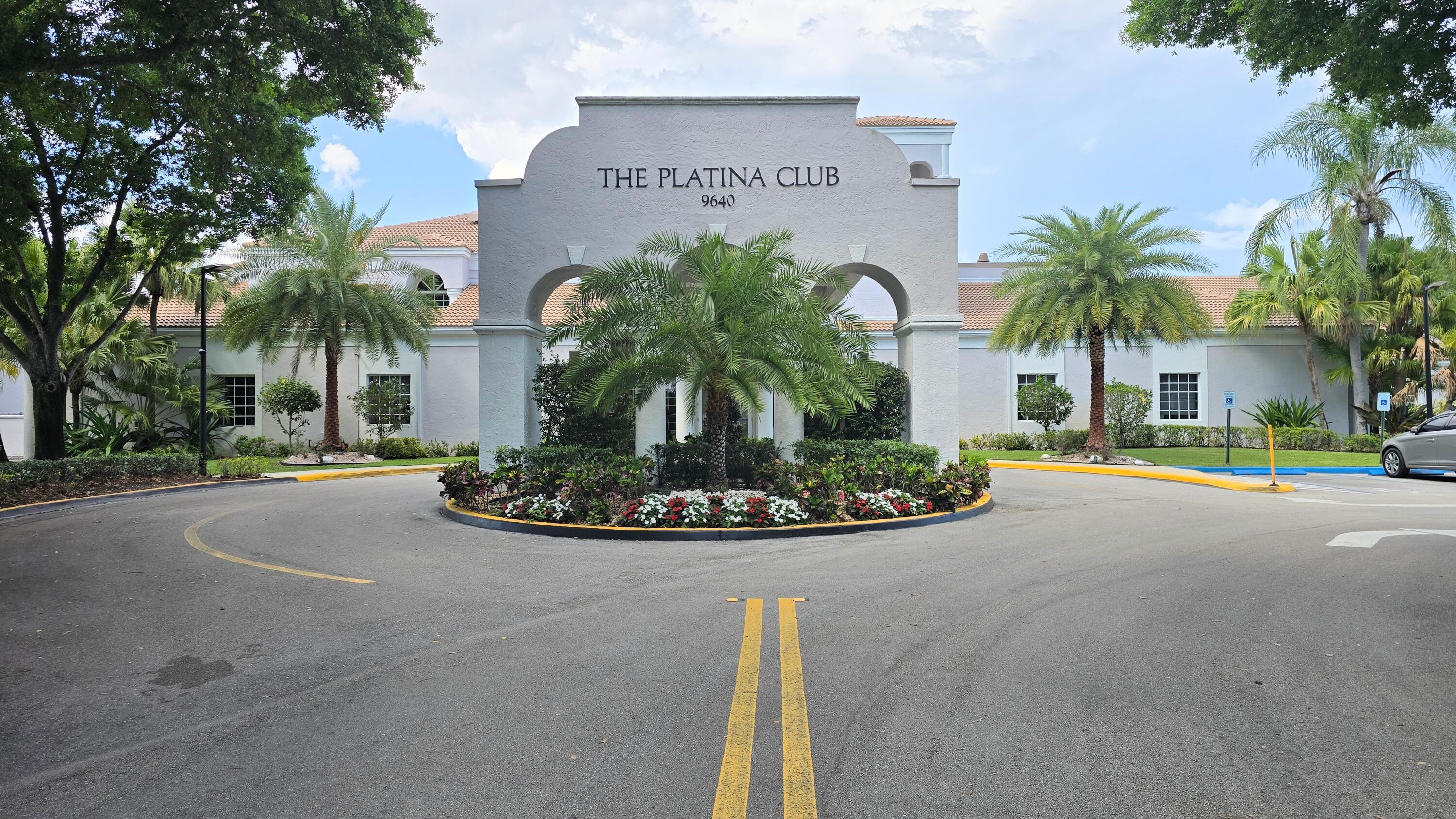 GIARDINO VILLAGE CONDOS - Residential Lease