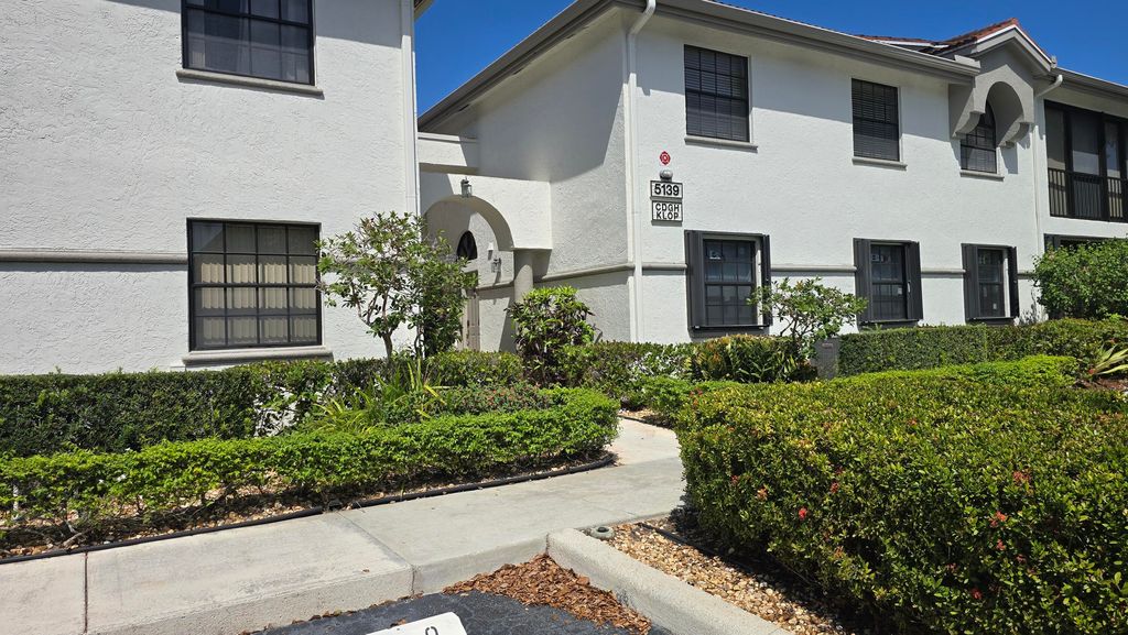 Photo of 5139 Floria Way #G, Boynton Beach, FL 33437 (MLS # B26004123)