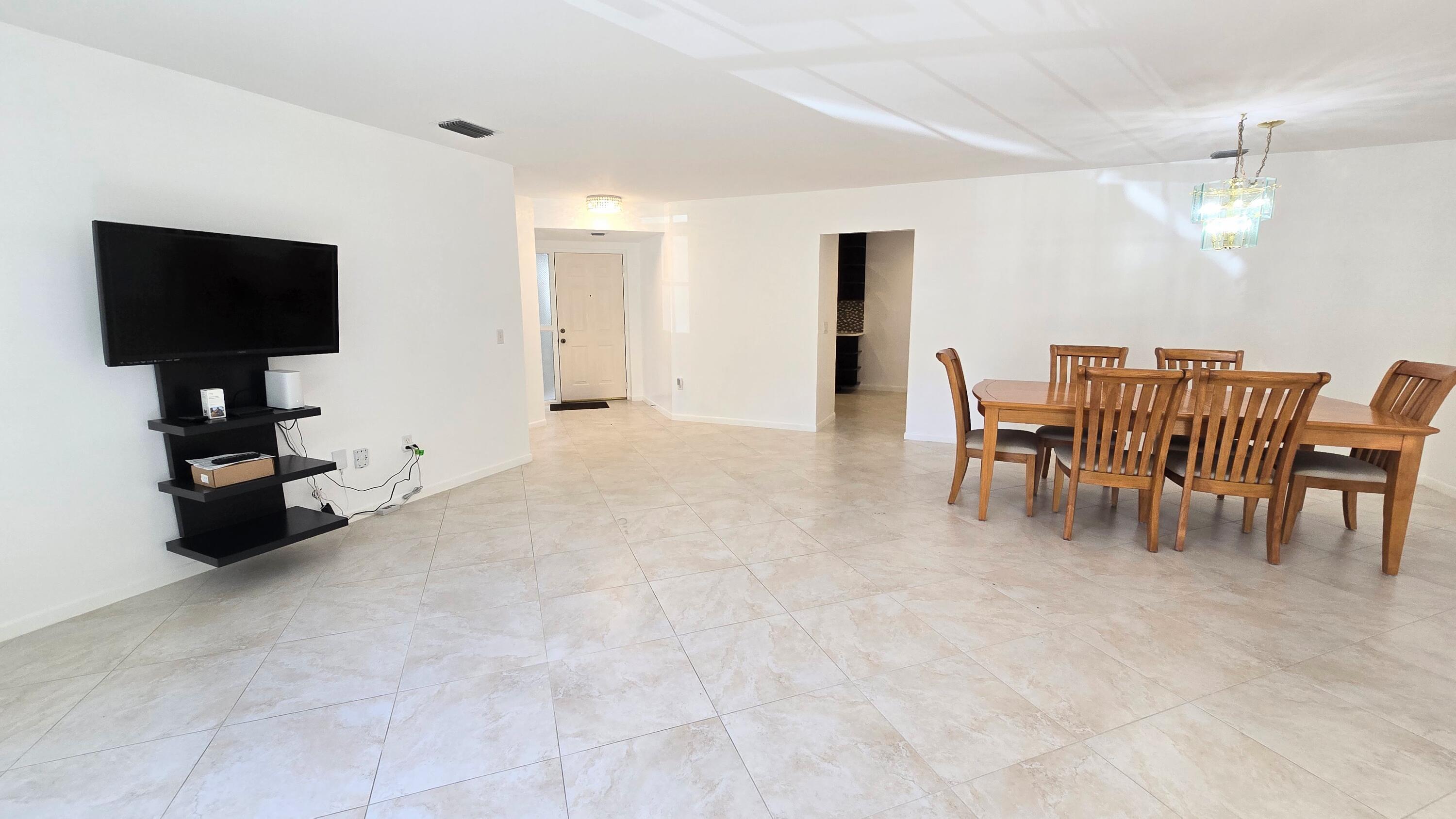 GIARDINO VILLAGE CONDOS - Residential Lease