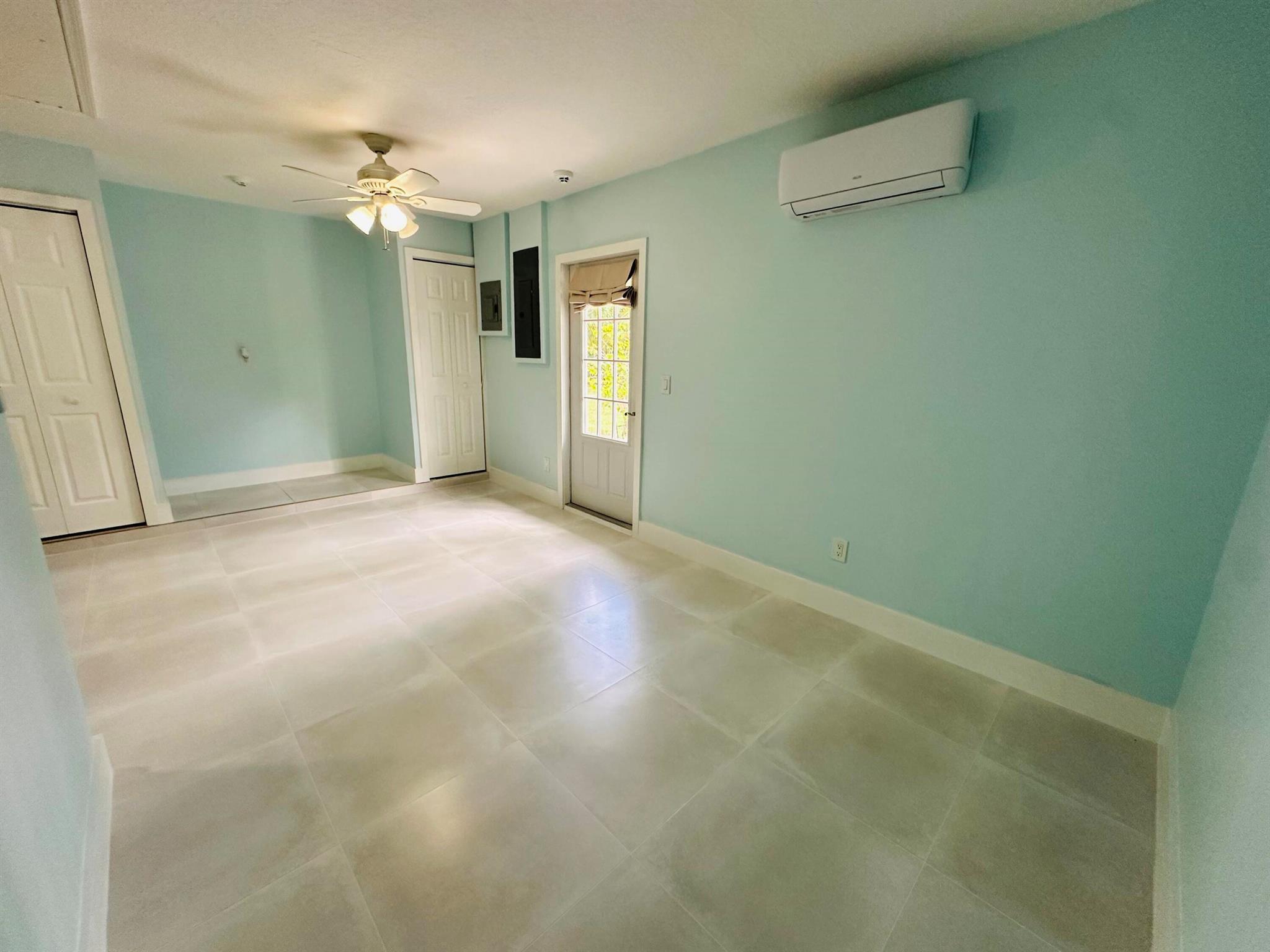 23-42-40~ S 243.6 FT OF N - Residential Lease