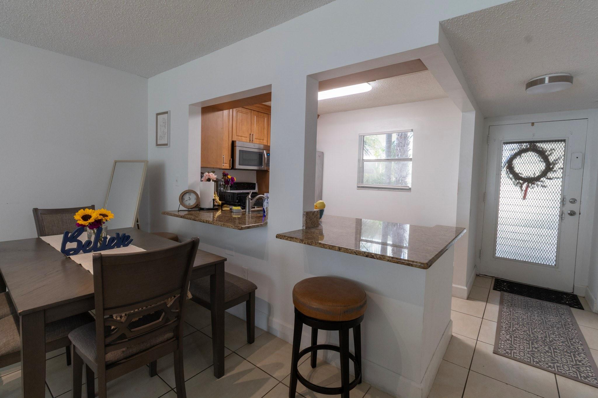 COURTYARD OF BROWARD COND - Residential