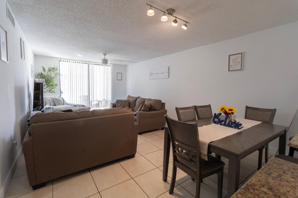 COURTYARDS OF BROWARD - Residential