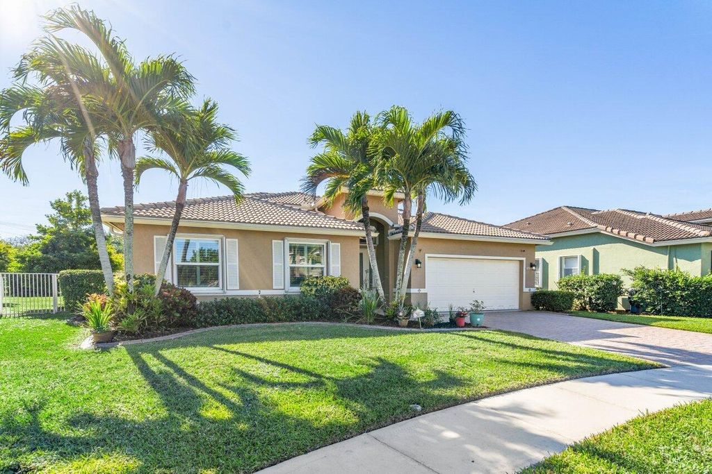 Photo of 6380 C Durham Drive, Lake Worth, FL 33467 (MLS # R10956411)