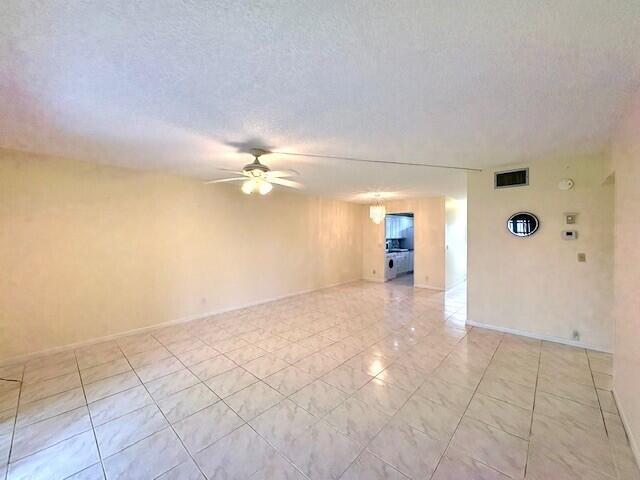 OXFORD CONDO - Residential