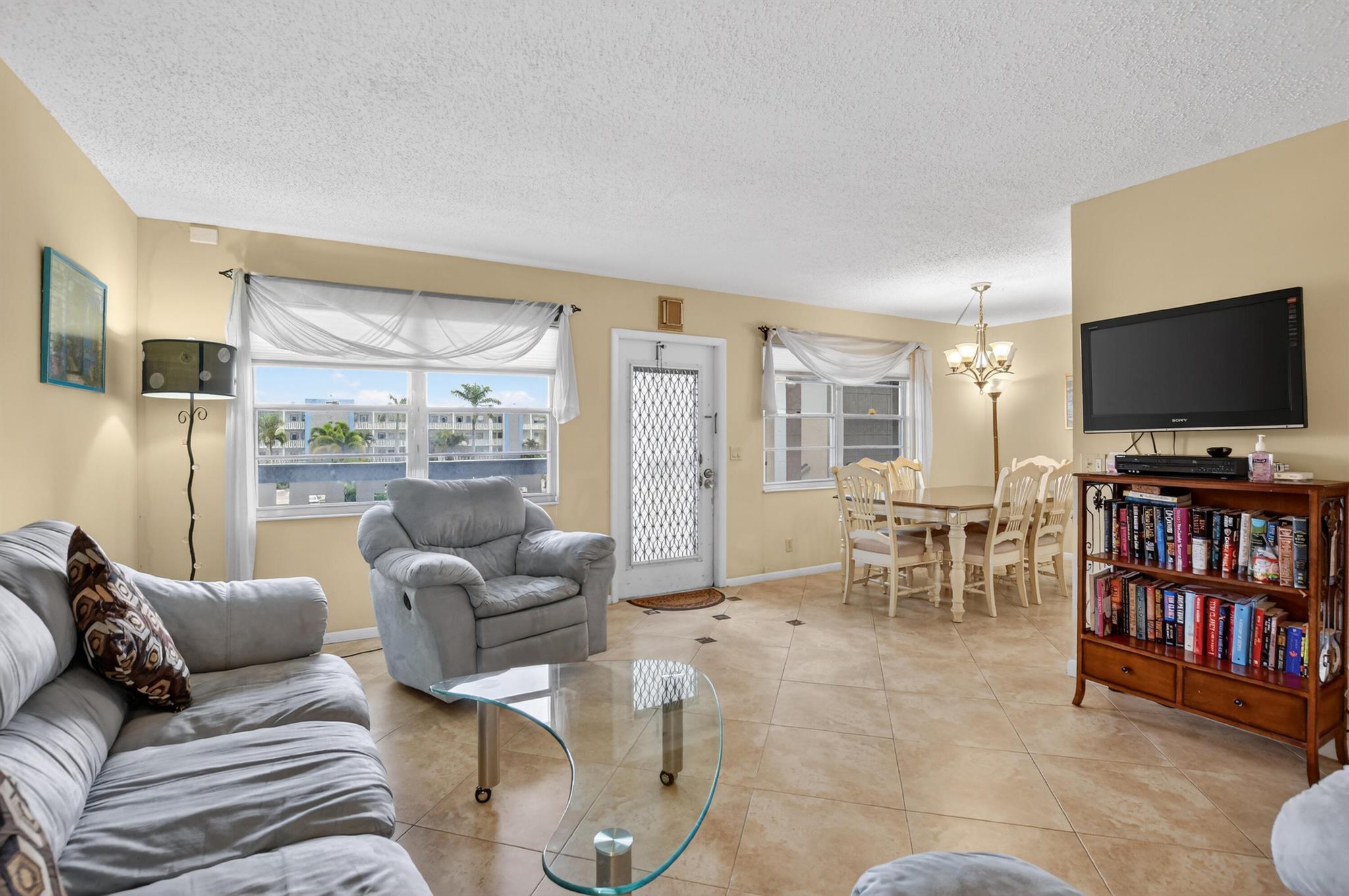 3009 Yarmouth A 3009