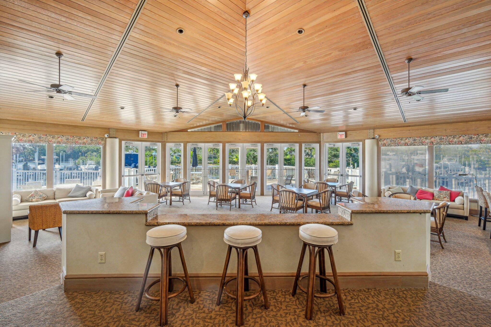 OAK HARBOUR 3 - Residential