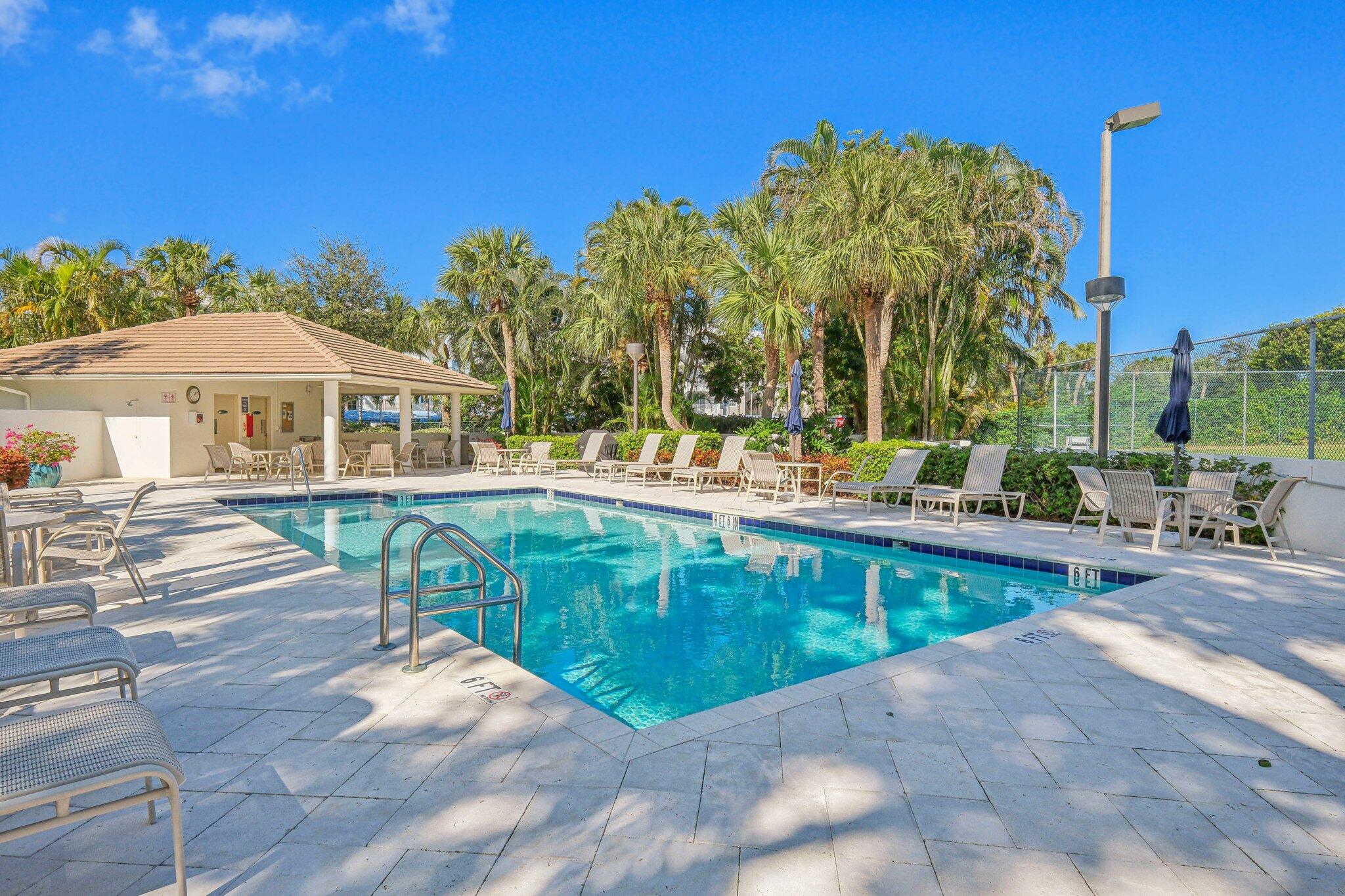 OAK HARBOUR 3 - Residential