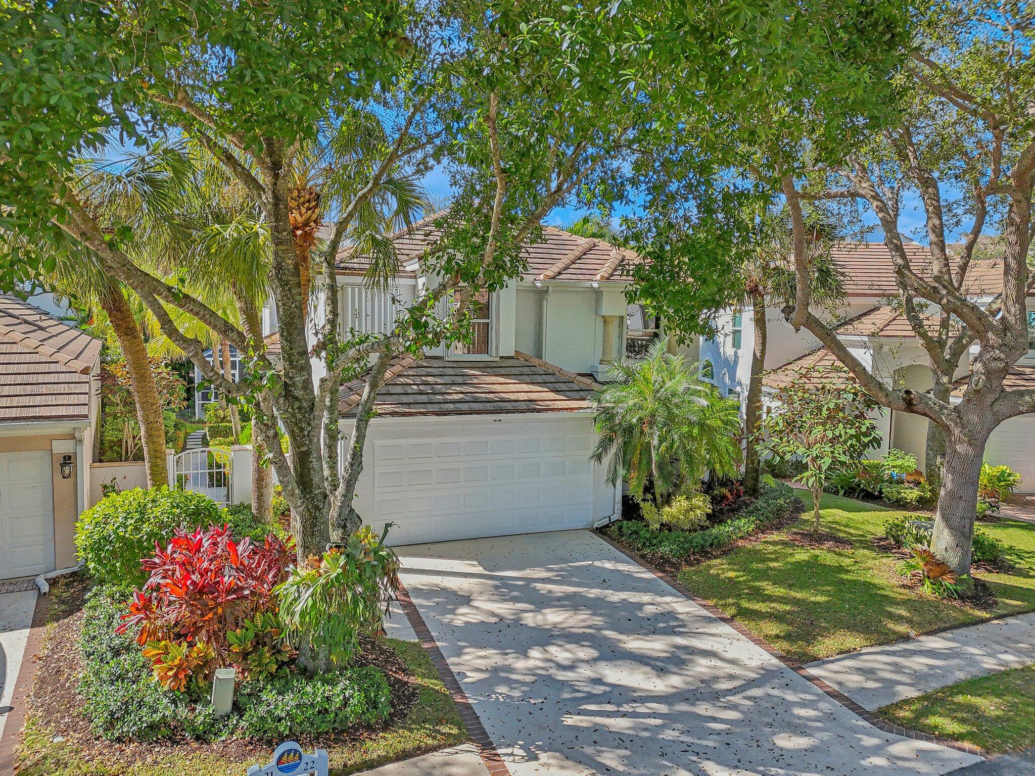 OAK HARBOUR 3 - Residential