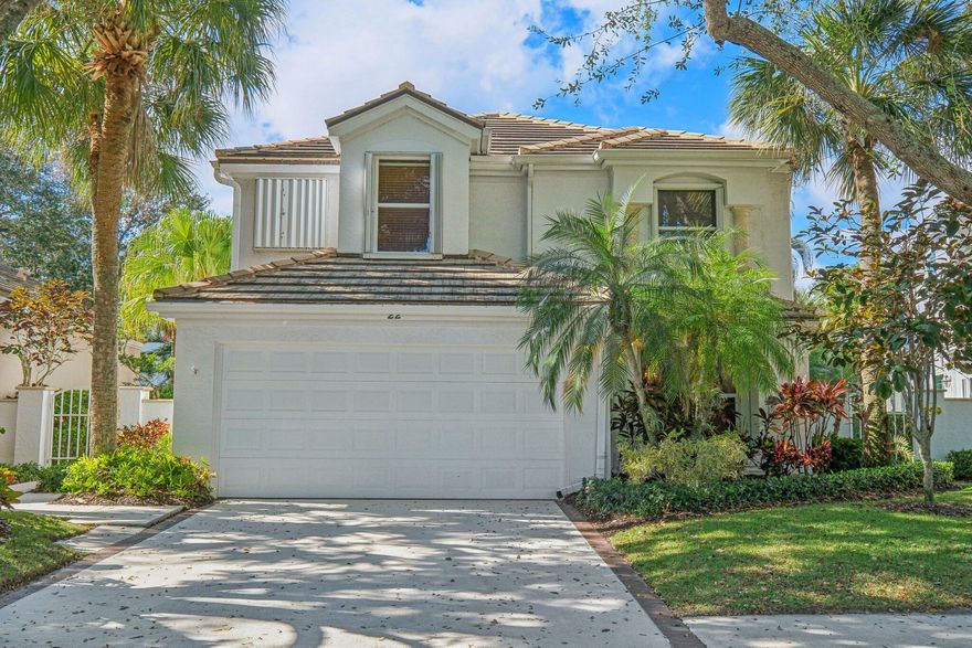 JUNO BEACH'S MARINA COMMUNITY OF OAK HARBOUR! SINGLE FAMILY 4 BEDROOM HOME IS FINALLY AVAILABLE! BOAT SLIPS ARE CURRENTLY FOR SALE OR RENT! Original owners! 4 BED/2.5 BA 2 CAR GARAGE is perfect for all year or seasonal living. This home has 4 entertaining areas with its 2 story formal living area, family room off kitchen, loft upstairs and large screened patio! Kitchen has been upgraded with seating at island and Corian countertops Also,primary bath has been upgraded with new shower enclosure! Come by and see why these homes are RARELY for Sale!!