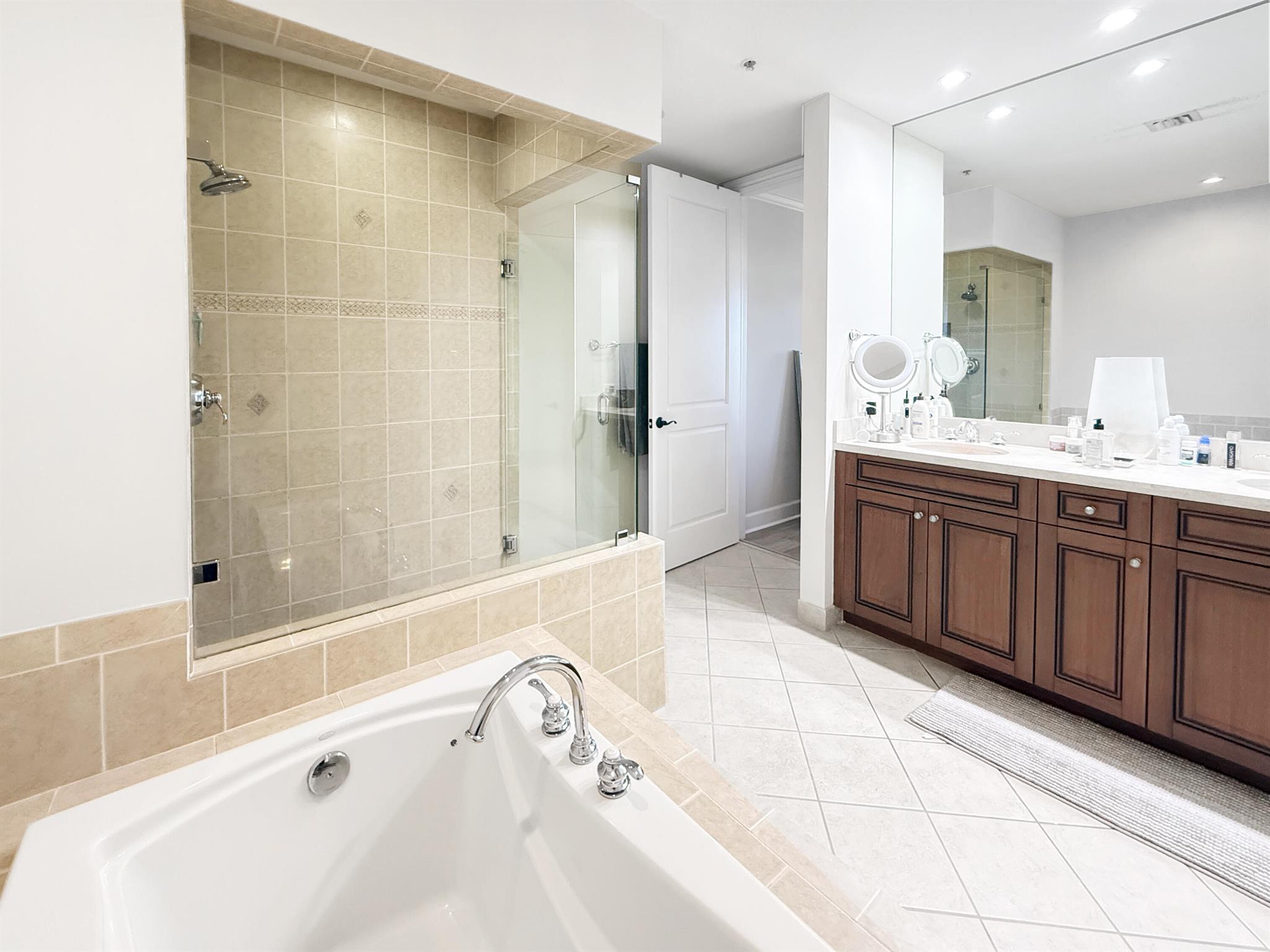 CITY WALK AT PINEAPPLE GR - Residential