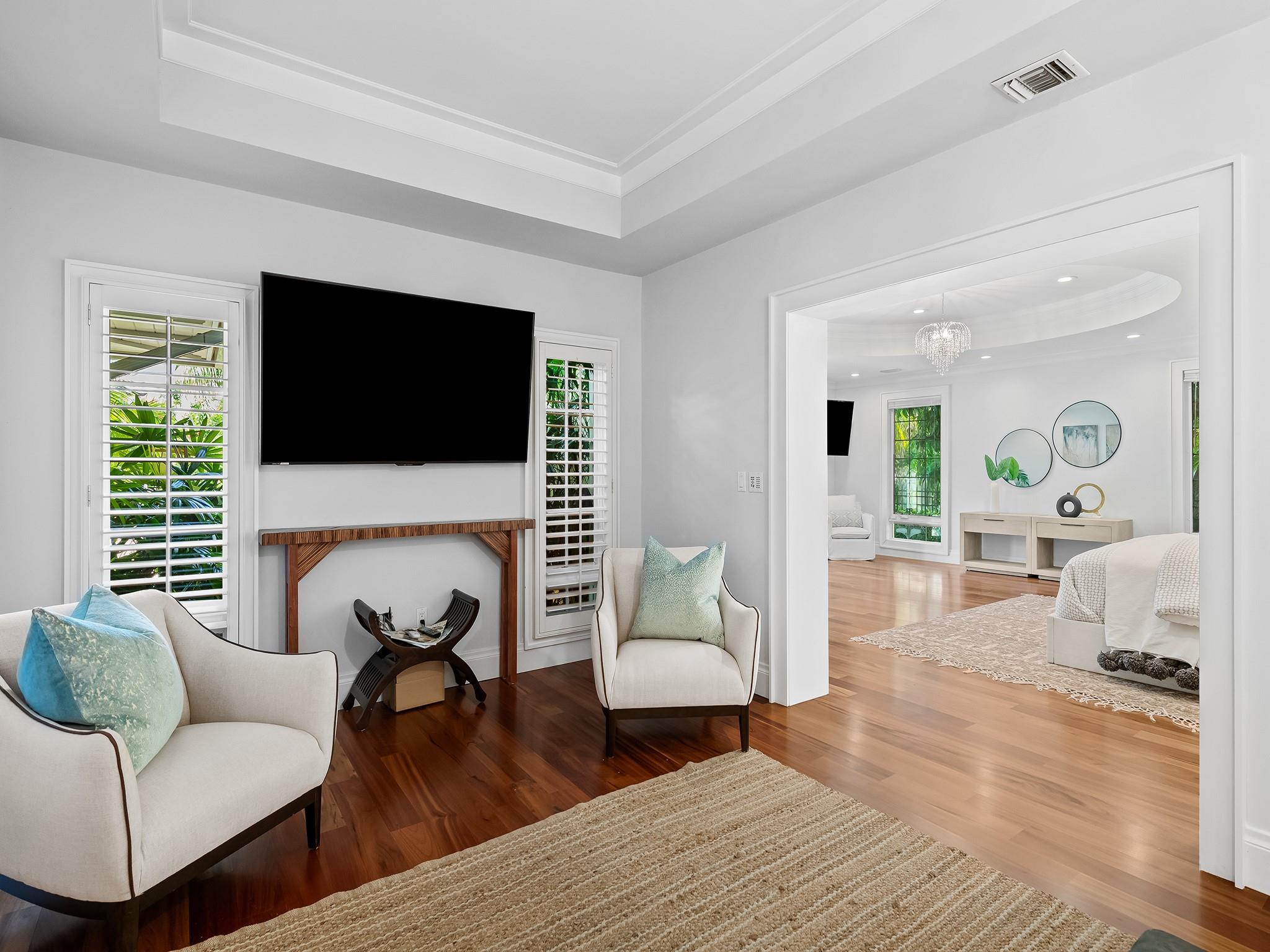 RIO VISTA ISLES - Residential