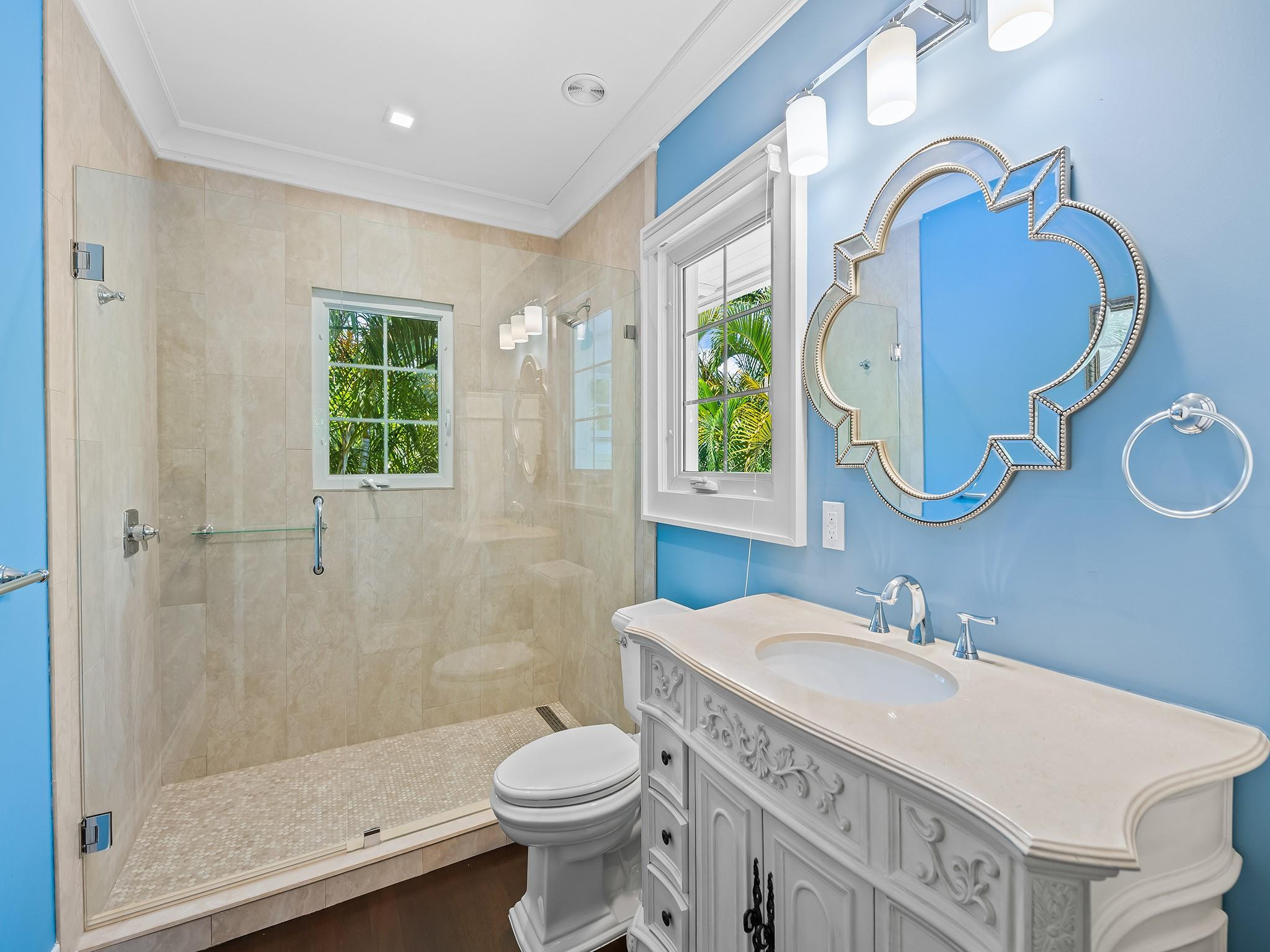 RIO VISTA ISLES - Residential