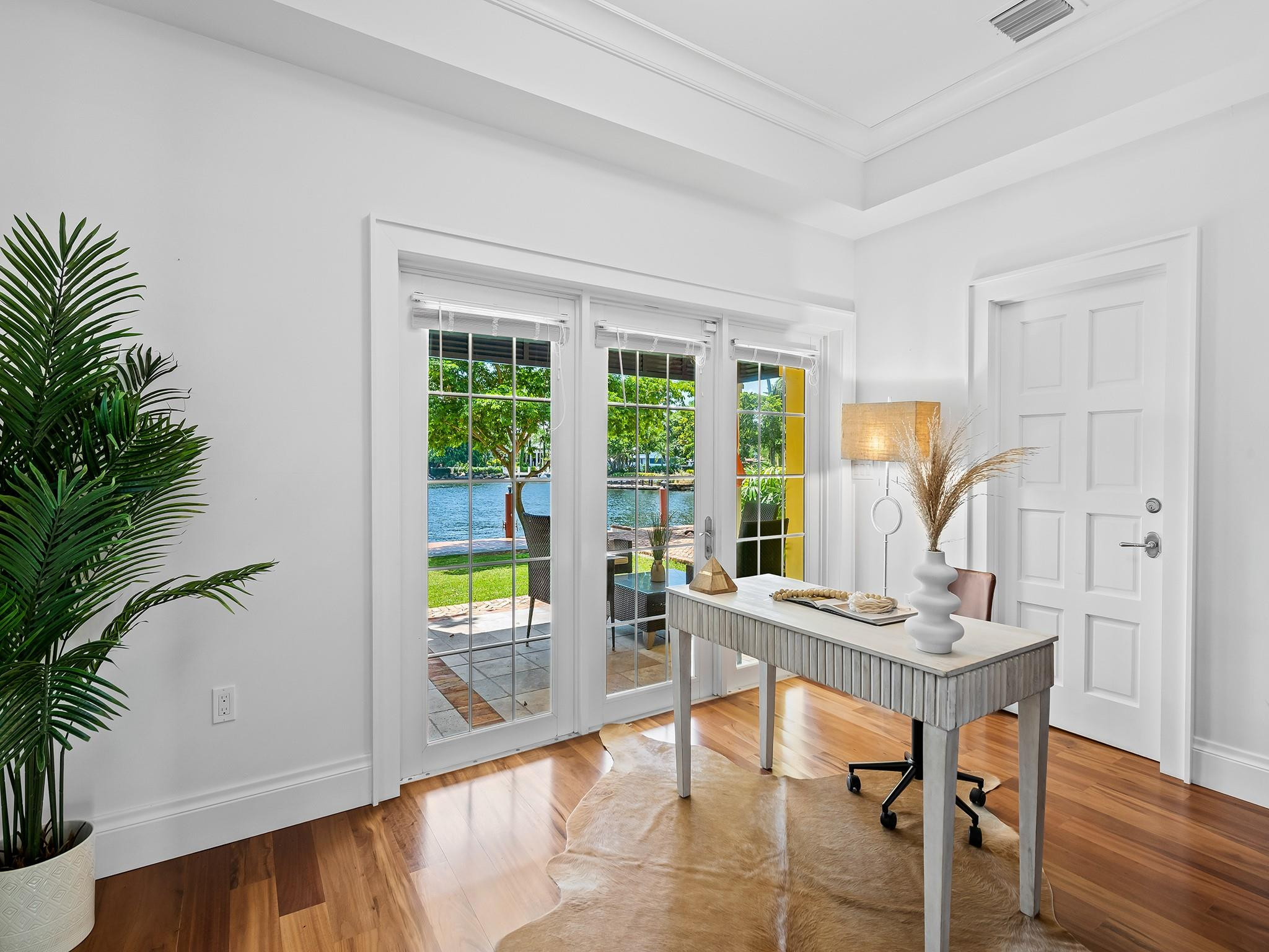 RIO VISTA ISLES - Residential