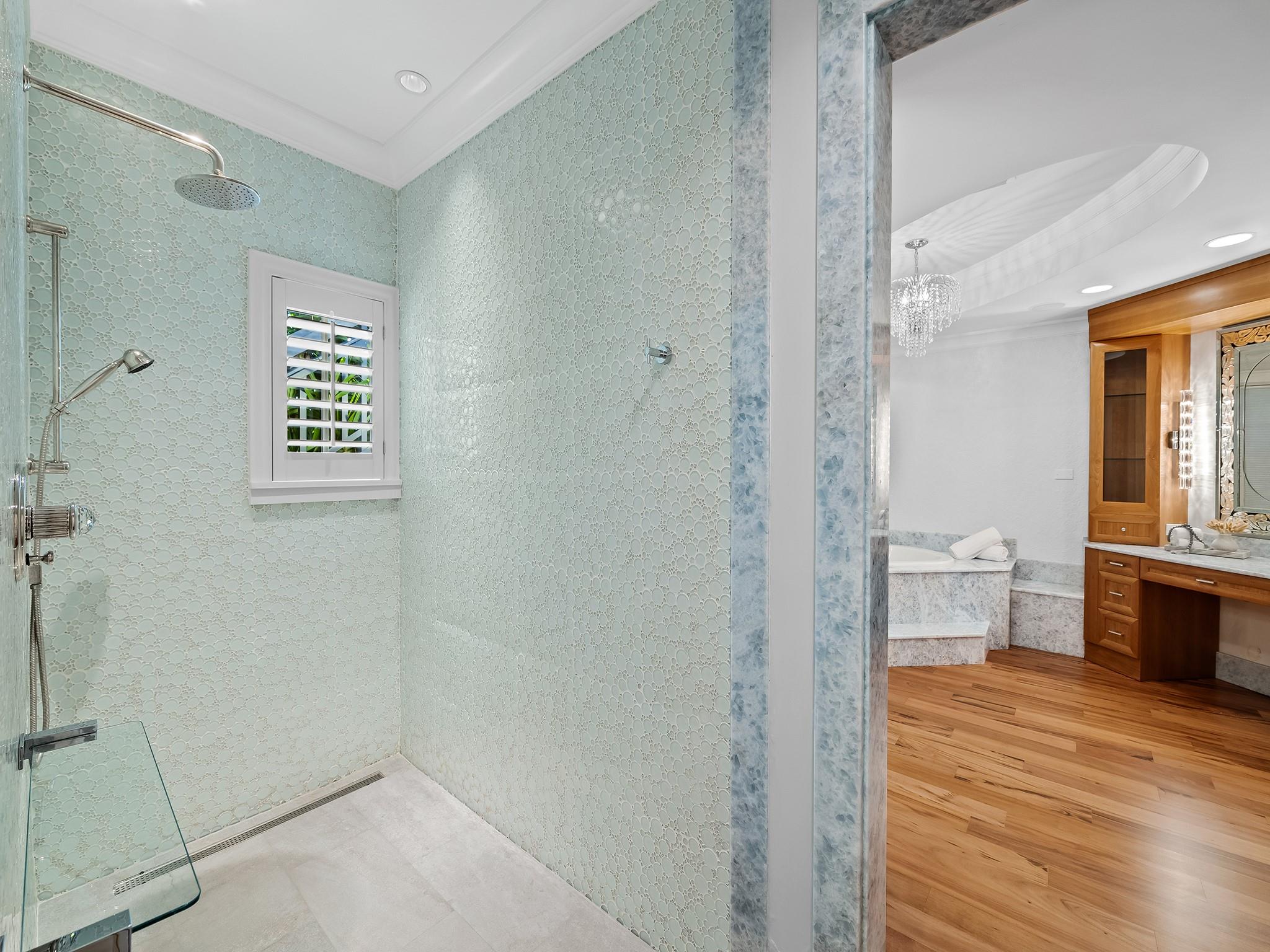 RIO VISTA ISLES - Residential