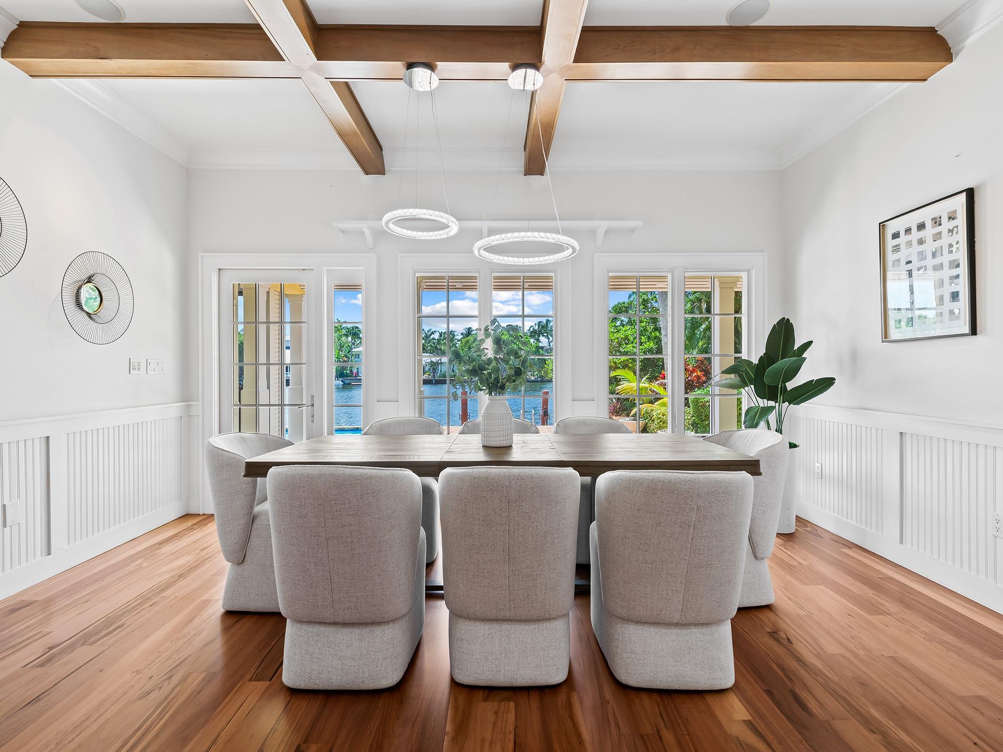 RIO VISTA ISLES - Residential