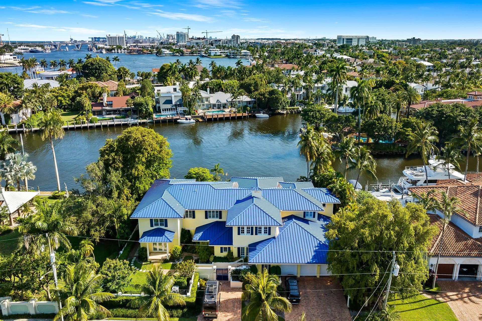 RIO VISTA ISLES - Residential