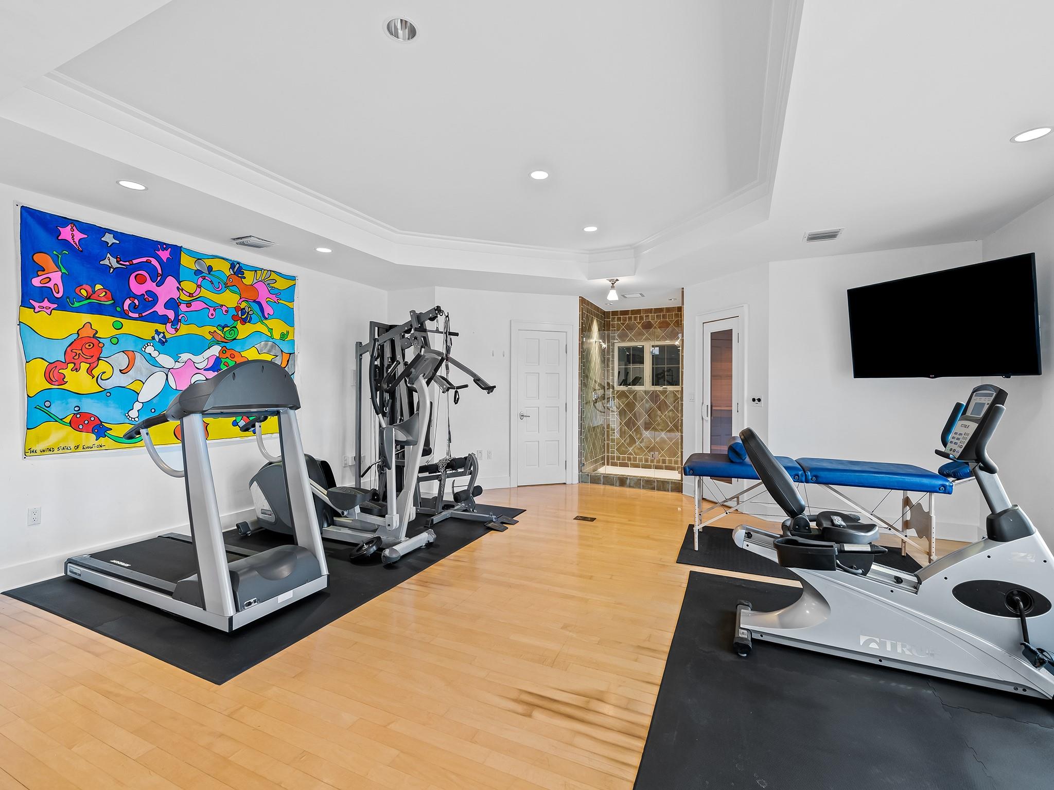 RIO VISTA ISLES - Residential