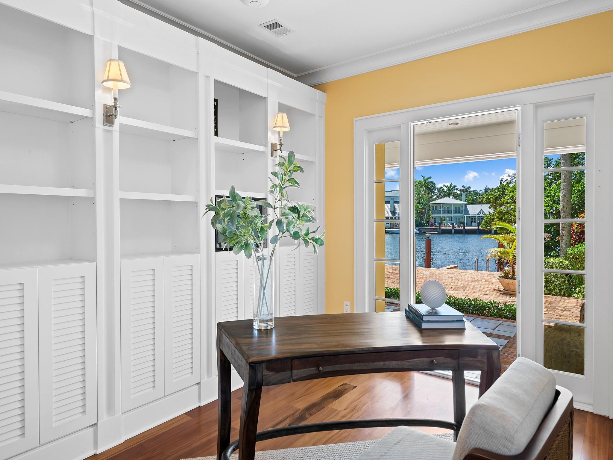 RIO VISTA ISLES - Residential