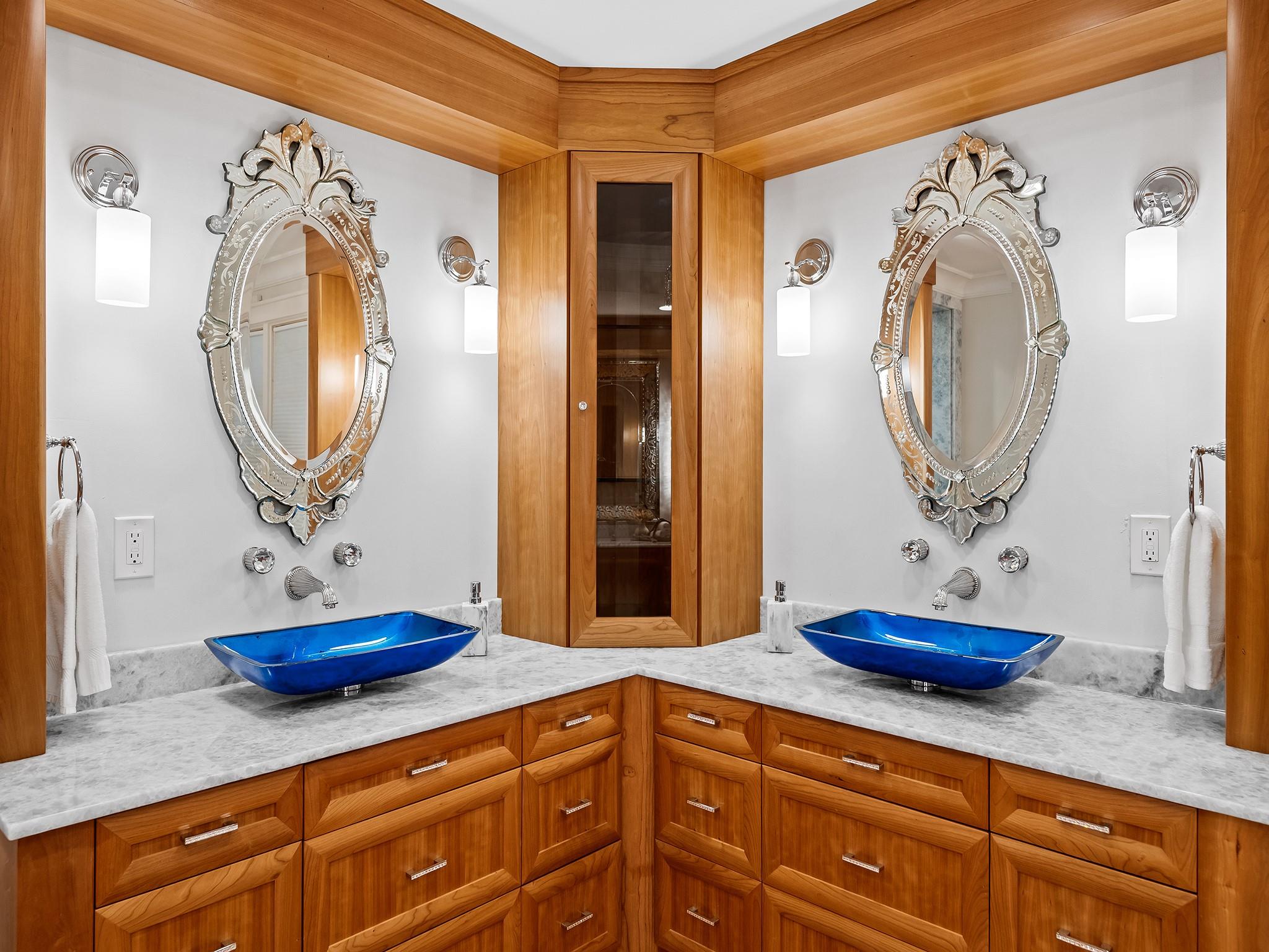 RIO VISTA ISLES - Residential