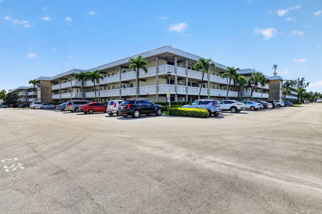 Photo of 9872 MARINA Boulevard #1438, Boca Raton, FL 33428 (MLS # B26086342)