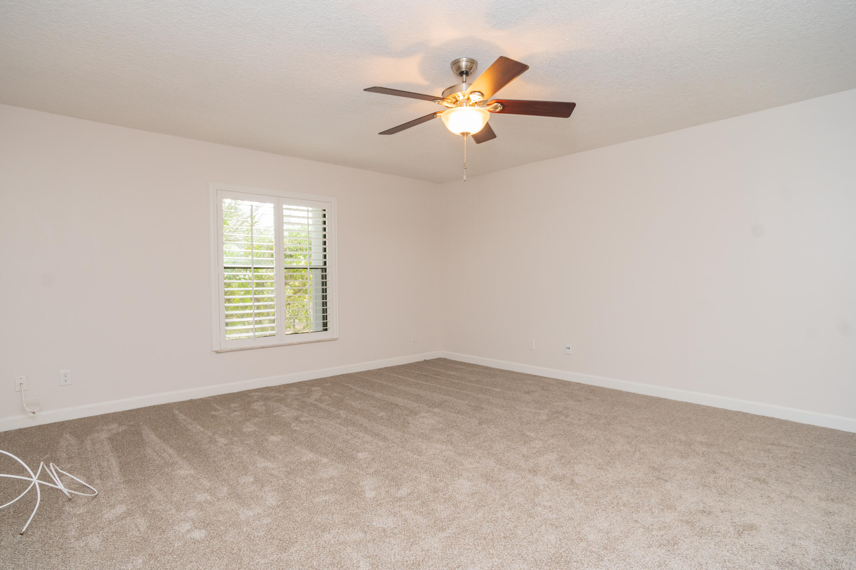 GRAND ROYALE CONDO (THE) - Residential