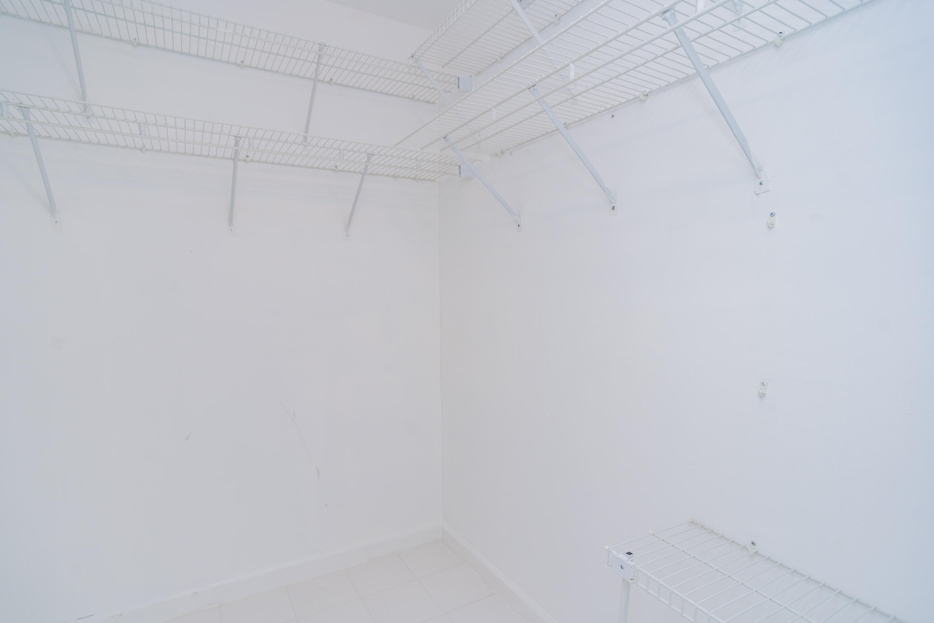 GRAND ROYALE CONDO (THE) - Residential