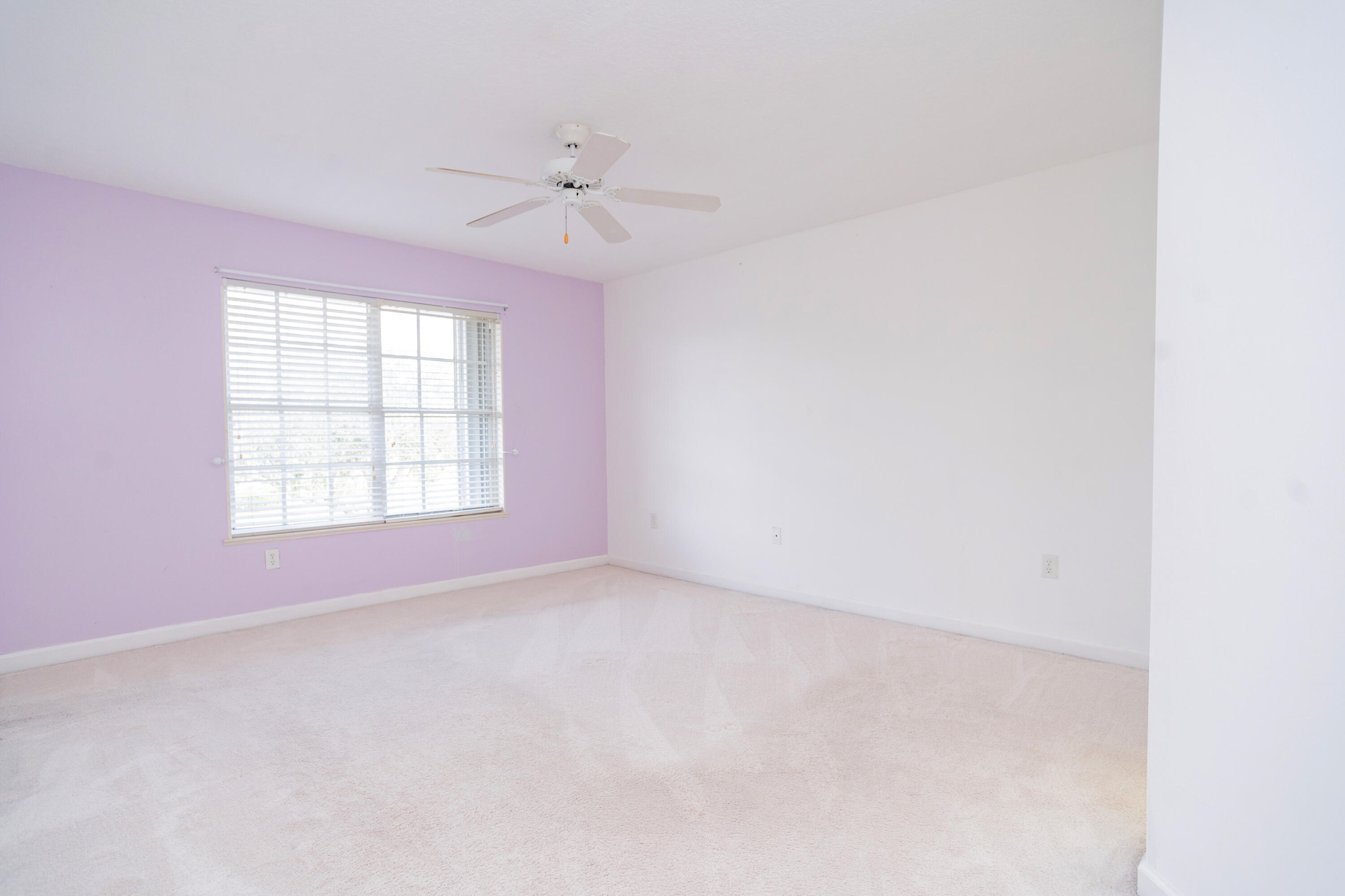 GRAND ROYALE CONDO (THE) - Residential