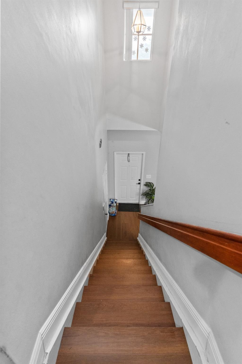 Lakeview West 158-44 B - Residential