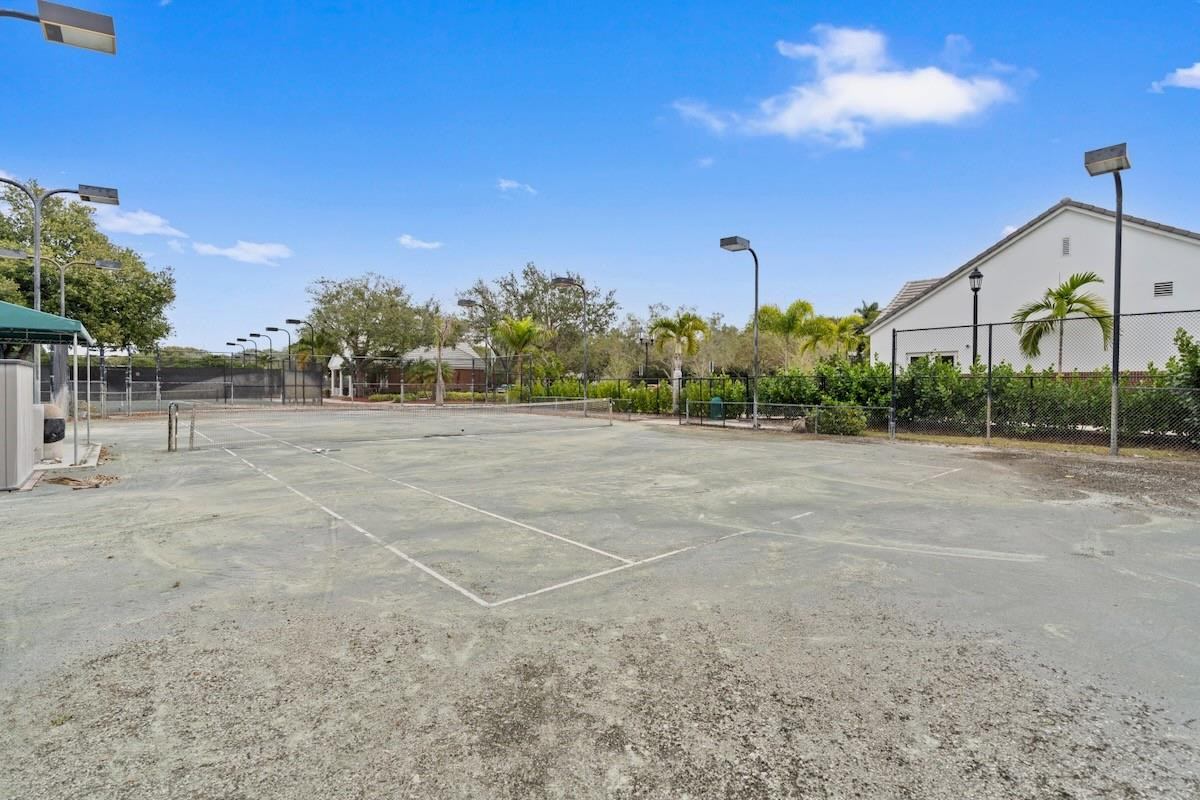 Lakeview West 158-44 B - Residential